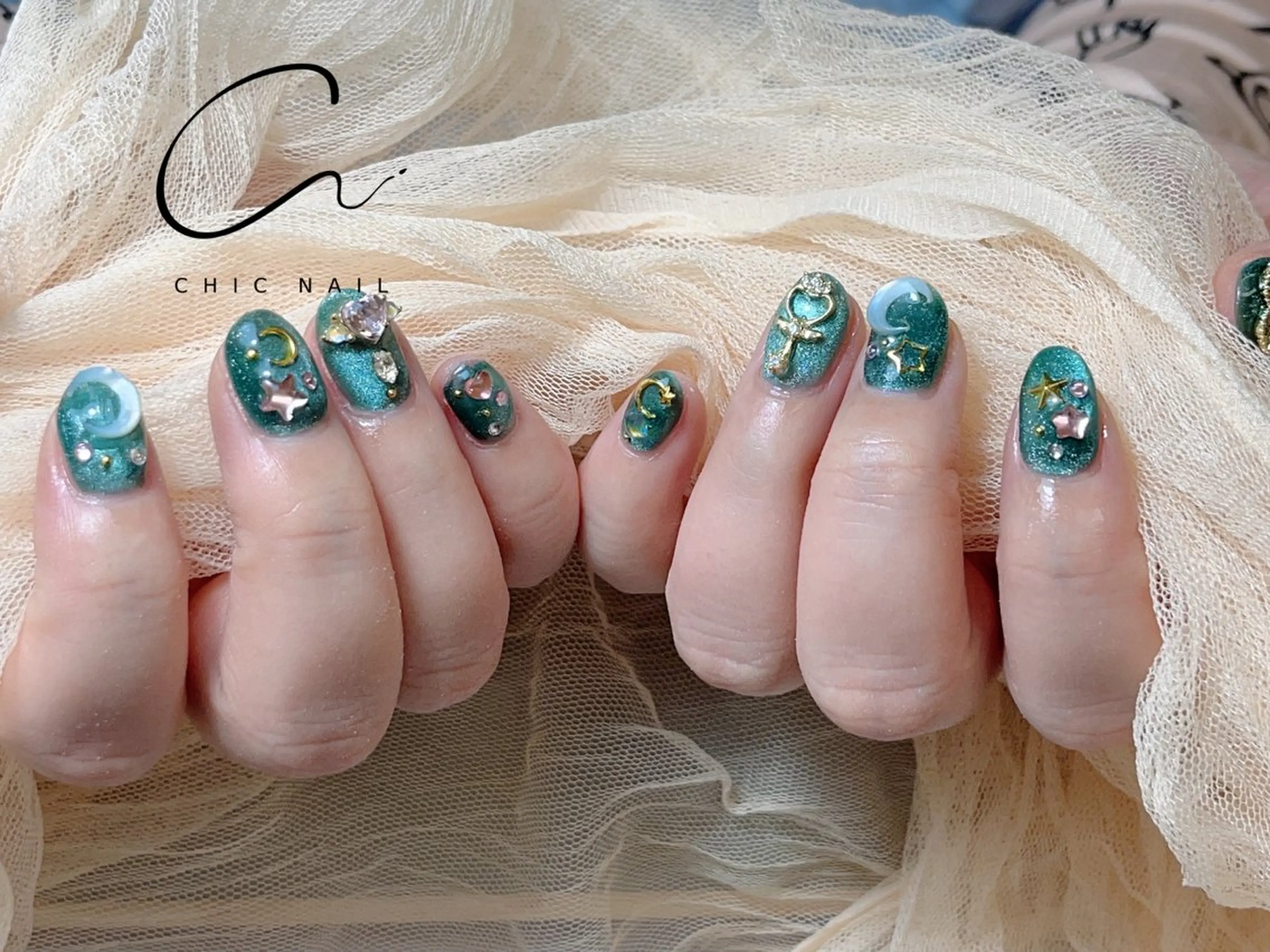 ネイル CHIC NailSalon所属・CHIC NailSalonのネイルデザイン