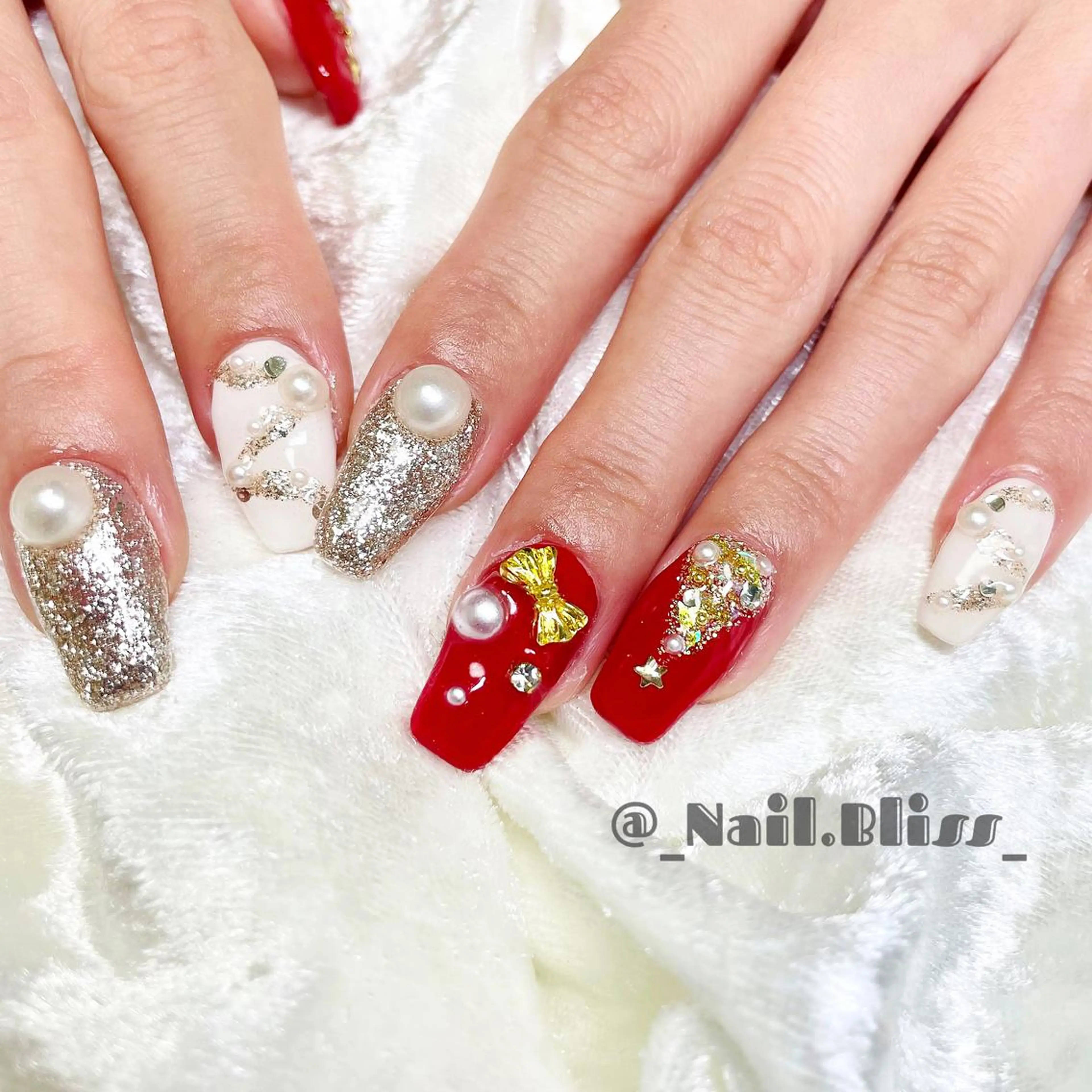 ネイル 冬ネイル クリスマス ハンドネイル NAIL BLISSのネイルデザイン