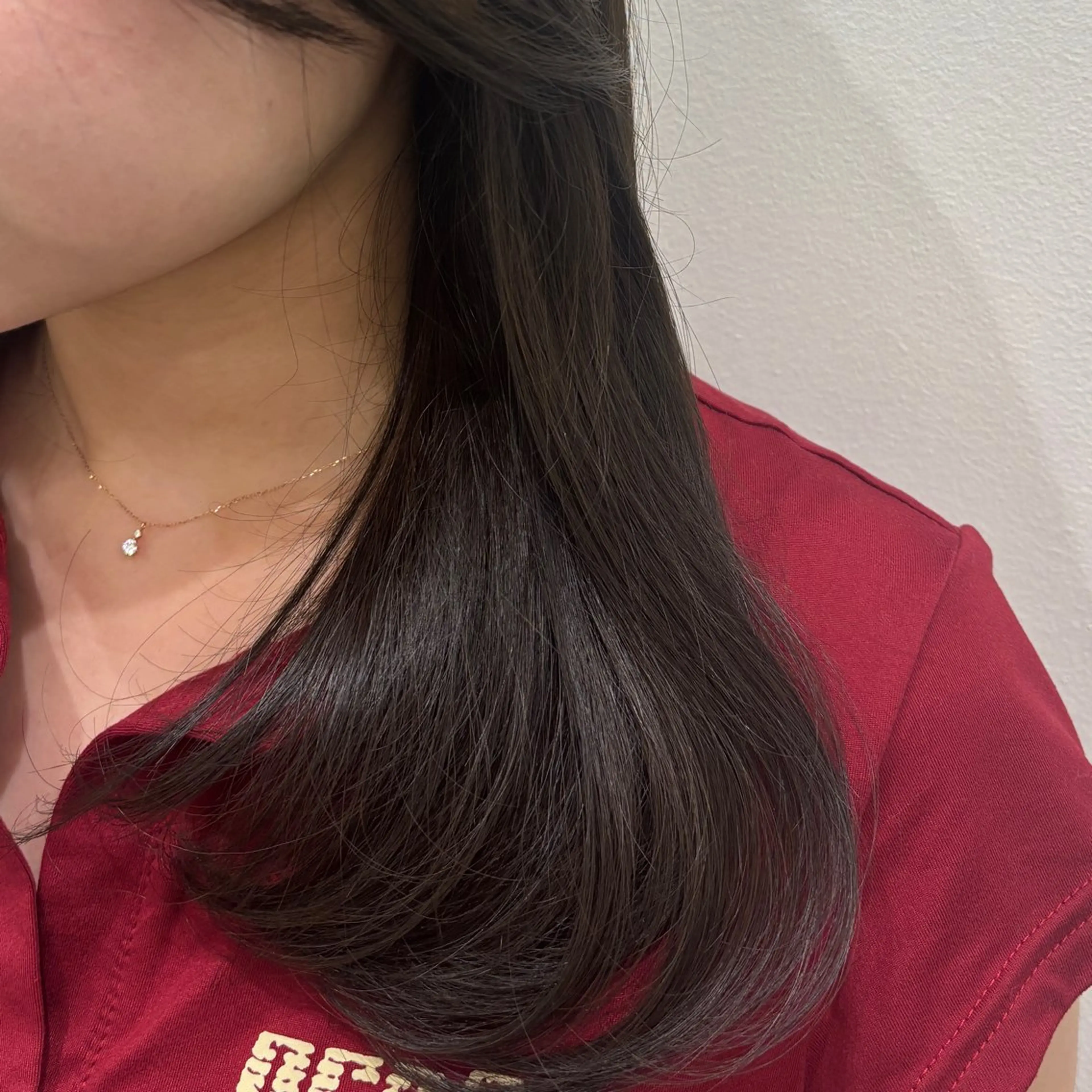 ミディアム カラー rion🪽 /wカラー・縮毛矯正のヘアスタイル