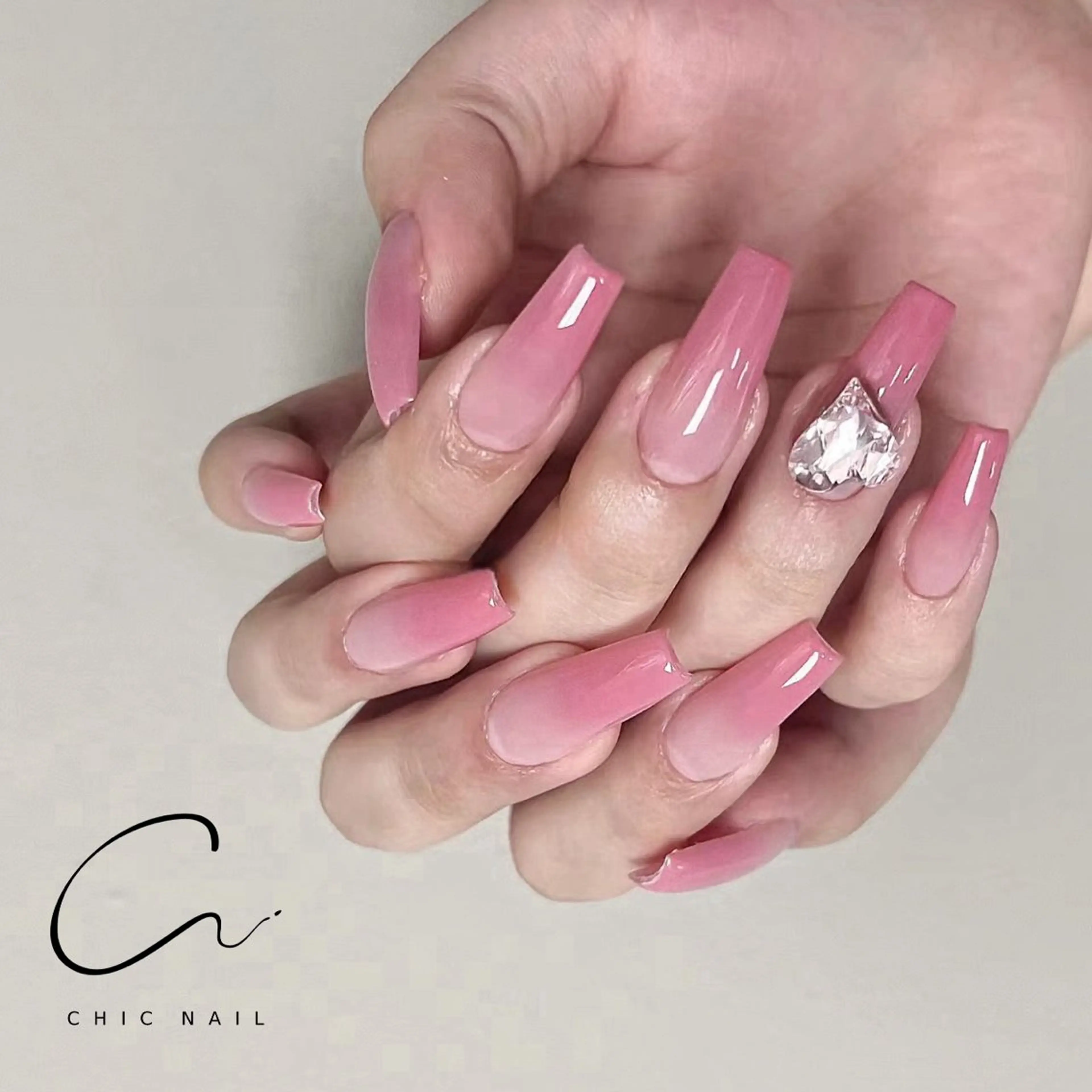 ネイル ハンドネイル CHIC NailSalon所属・CHIC NailSalonのネイルデザイン