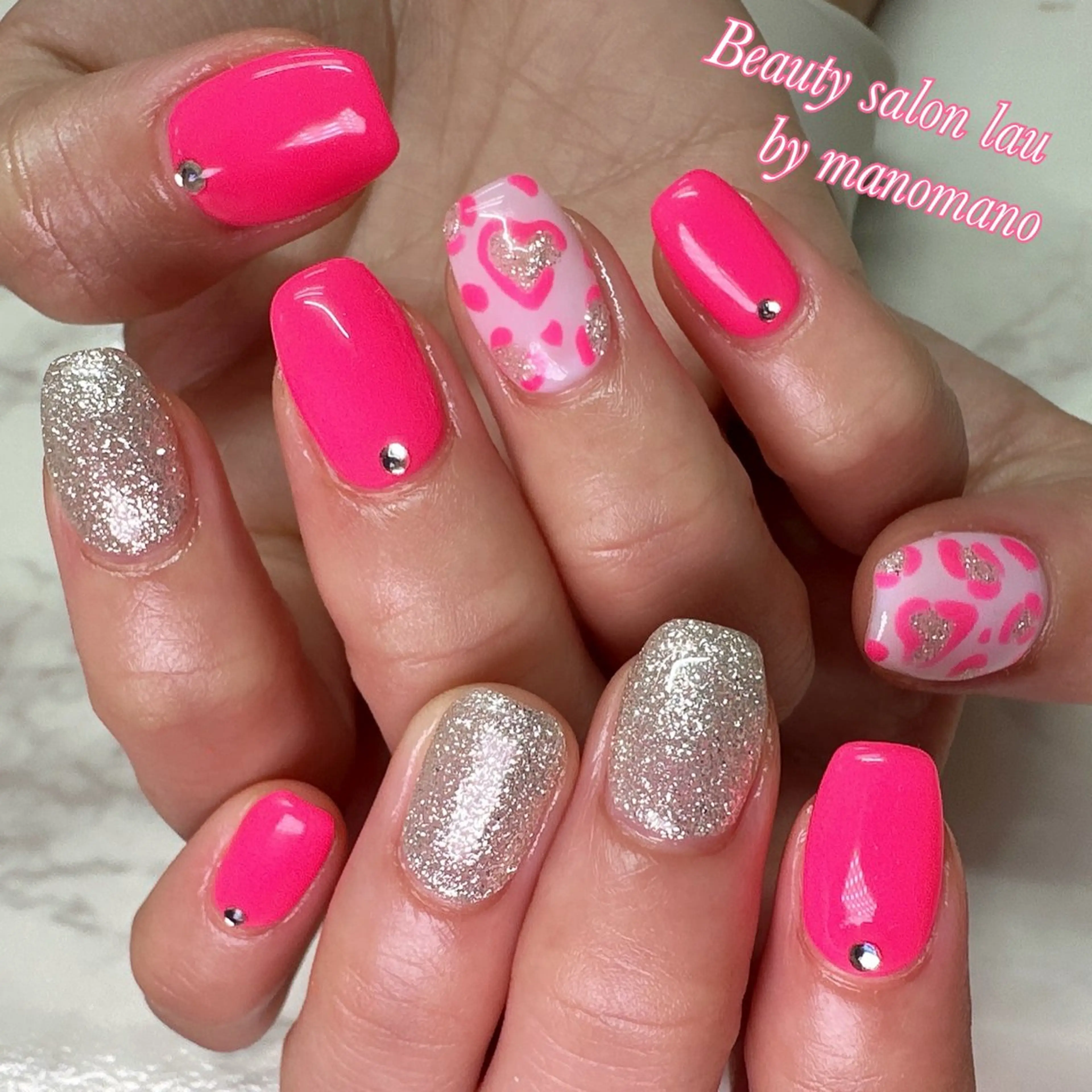 ネイル アニマル柄 ピンク ハンドネイル ラウバイマノマノ なかざとのネイルデザイン