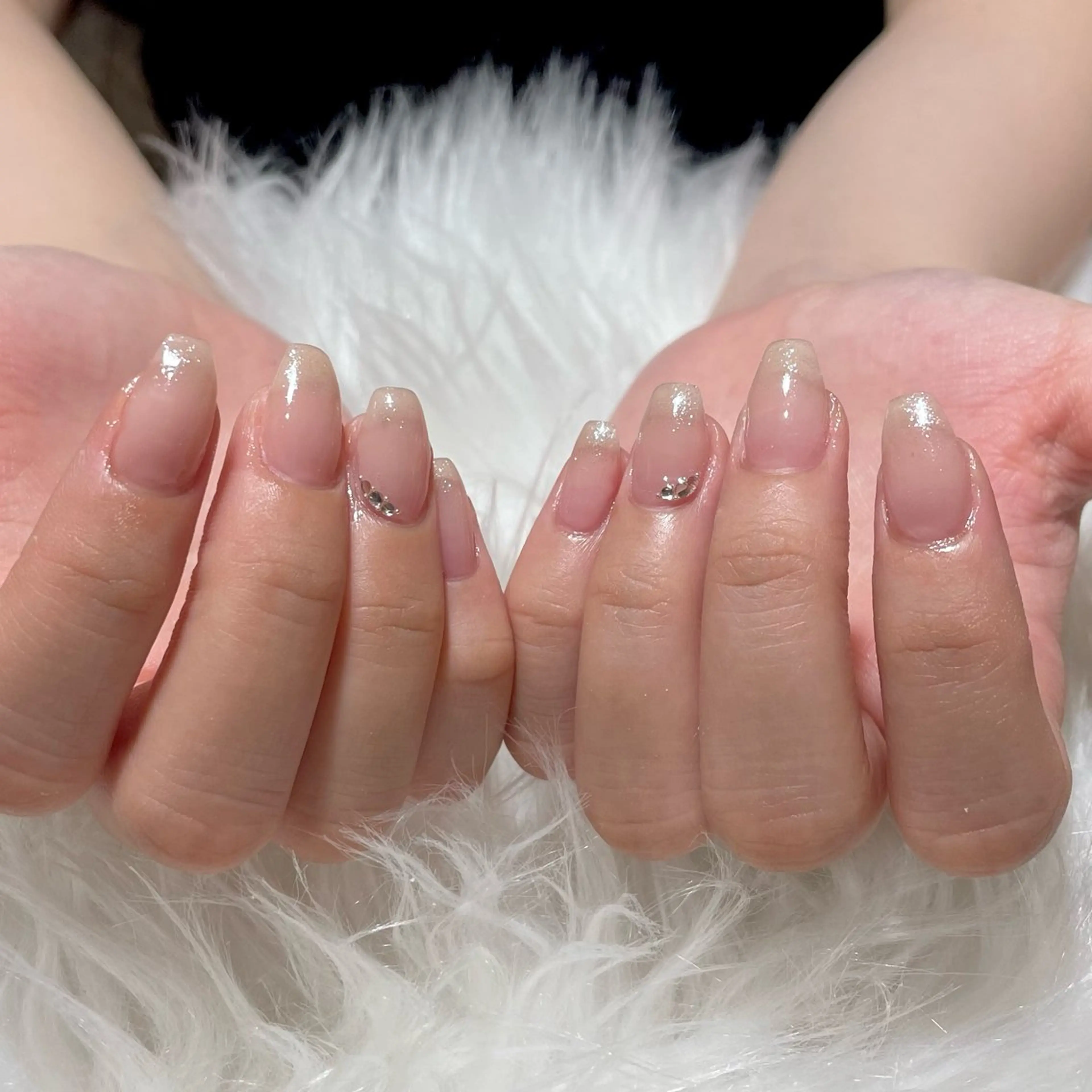 ネイル ストーンネイル nail salon neige所属・neige Kouzukiのネイルデザイン