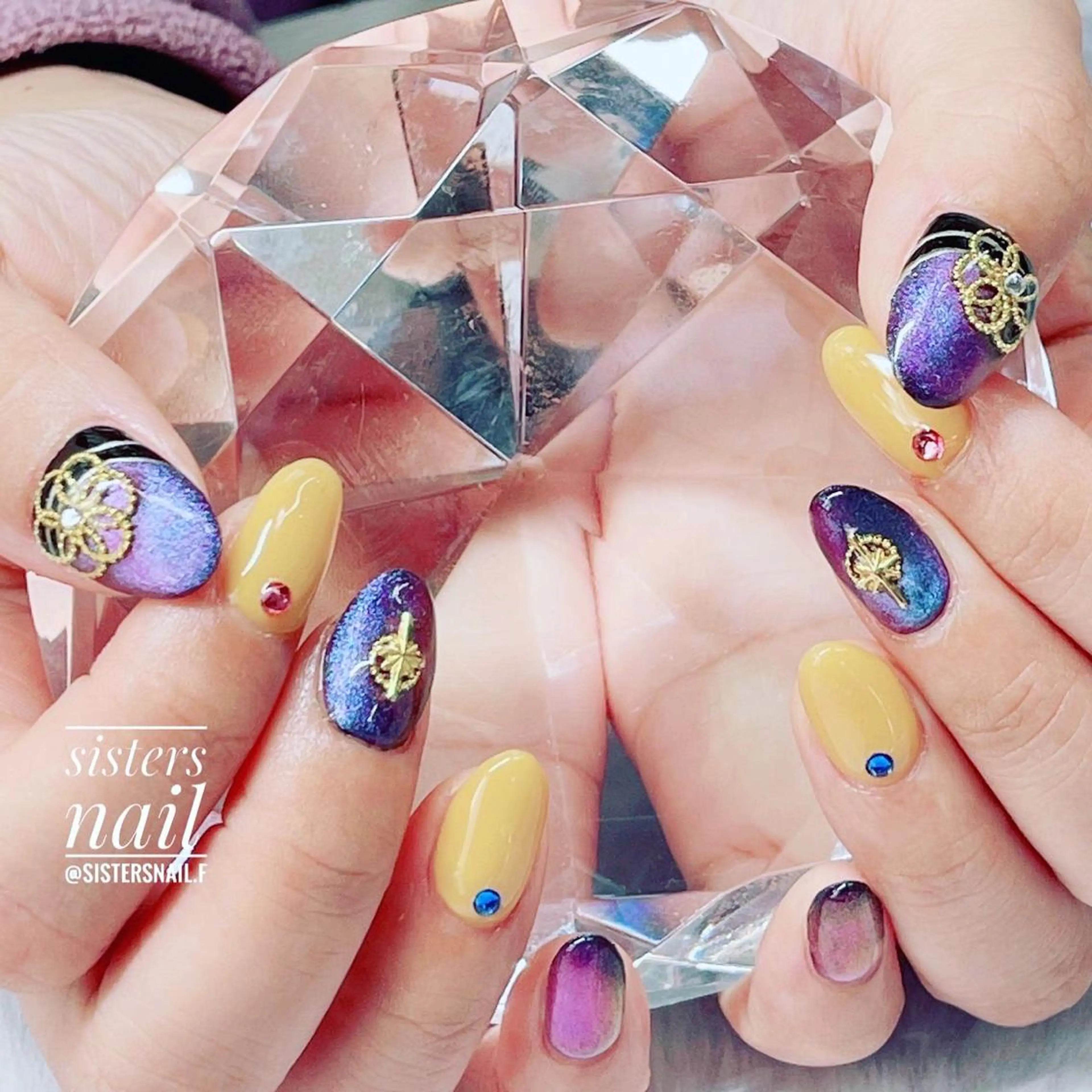 ネイル アートネイル マグネットネイル sisters nail.fのネイルデザイン
