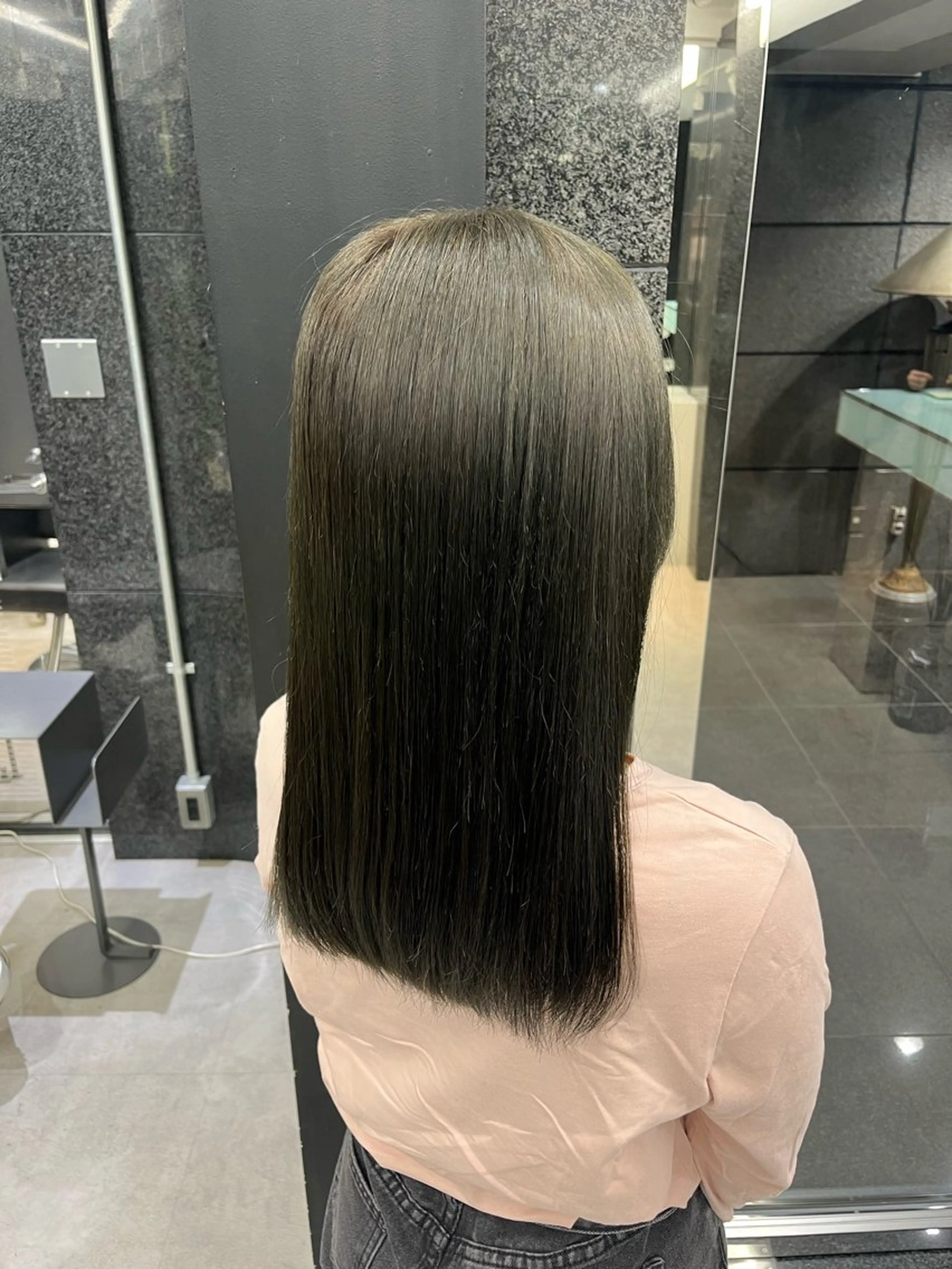 ミディアム カラー オリーブカラー トリートメント ヘッドスパ ボブ/プツッとボブ/ 暖色カラー/モエのヘアスタイル