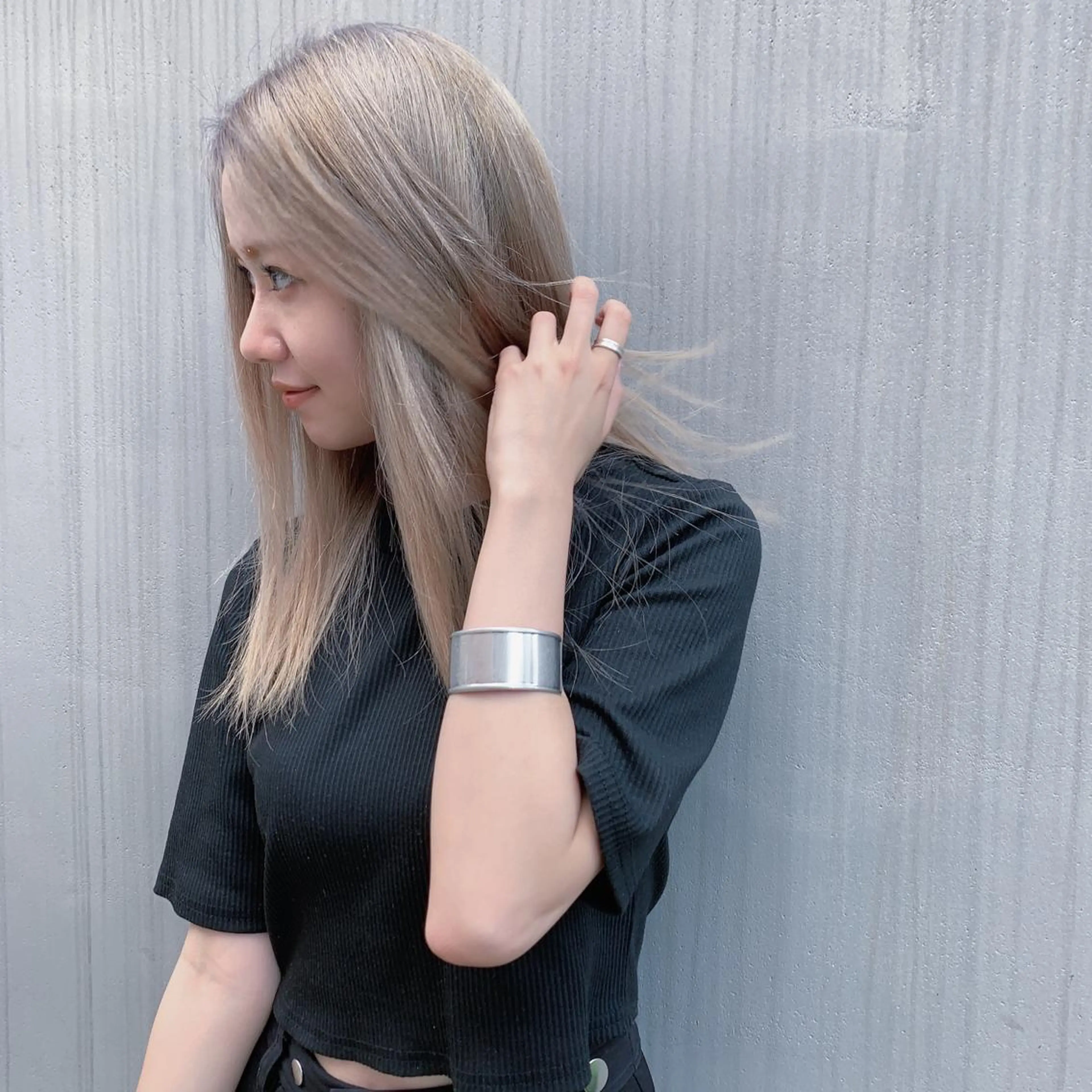 ロング カラー ブリーチなし透明感 艶🌟YOSHIKIのヘアスタイル