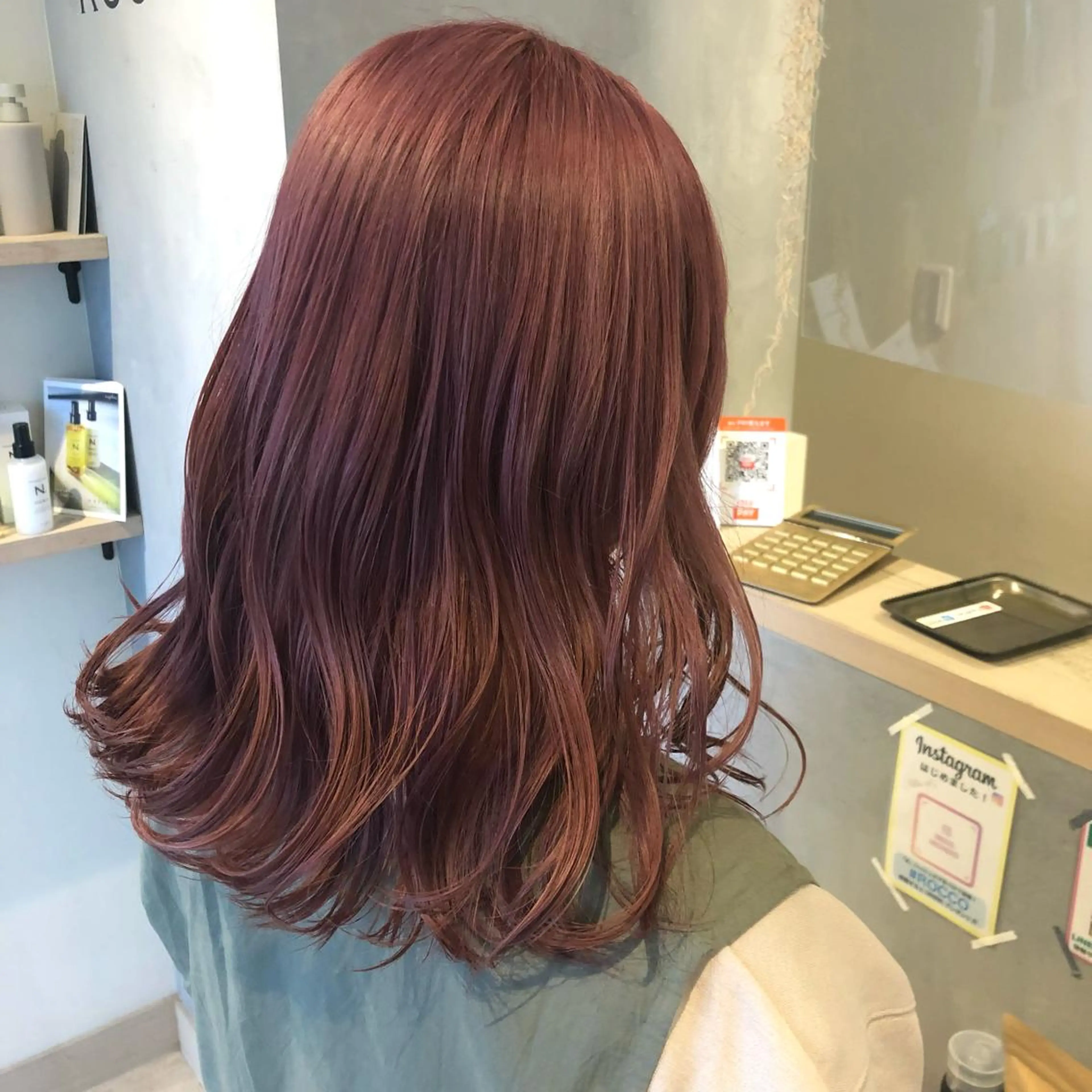 ミディアム カラー ラベンダーカラー ラベンダーピンク ピンクカラー ヘアカラー MAI ROCCO3rdのヘアスタイル