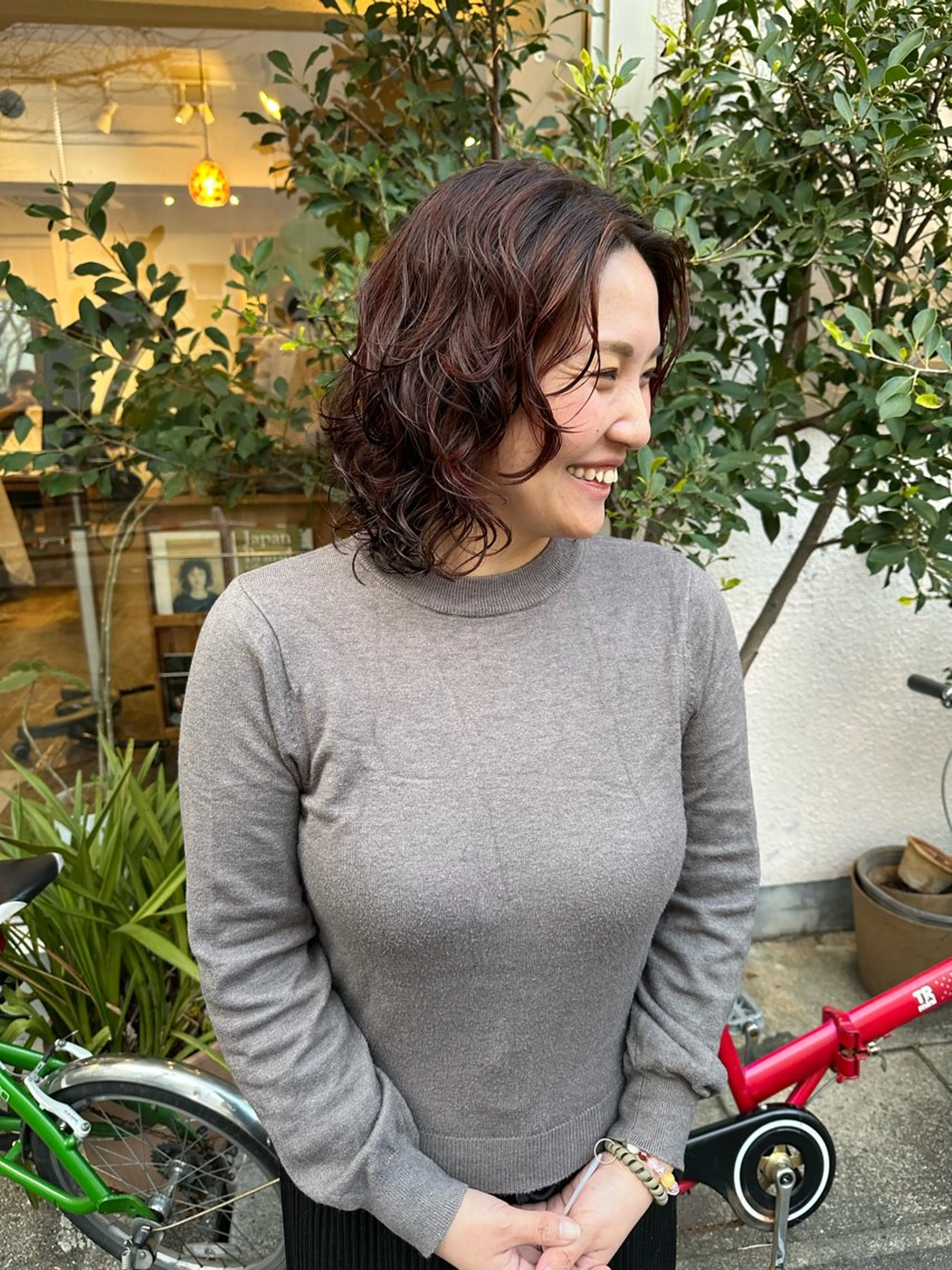 ミディアム 中村 紀香のヘアスタイル