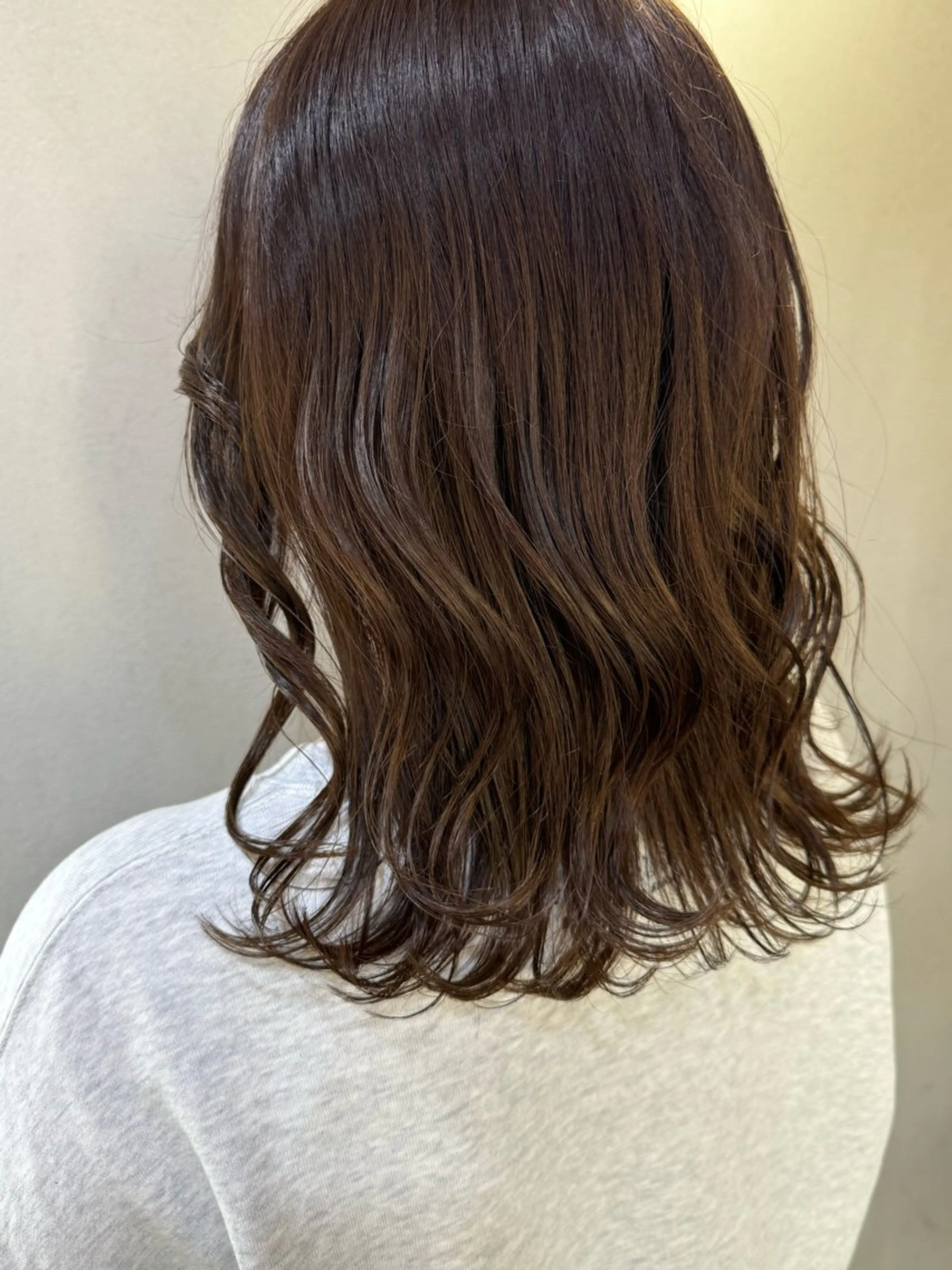 ミディアム カット ヘアカラー トリートメント アキト/ メンズ/透明感暗髪のヘアスタイル