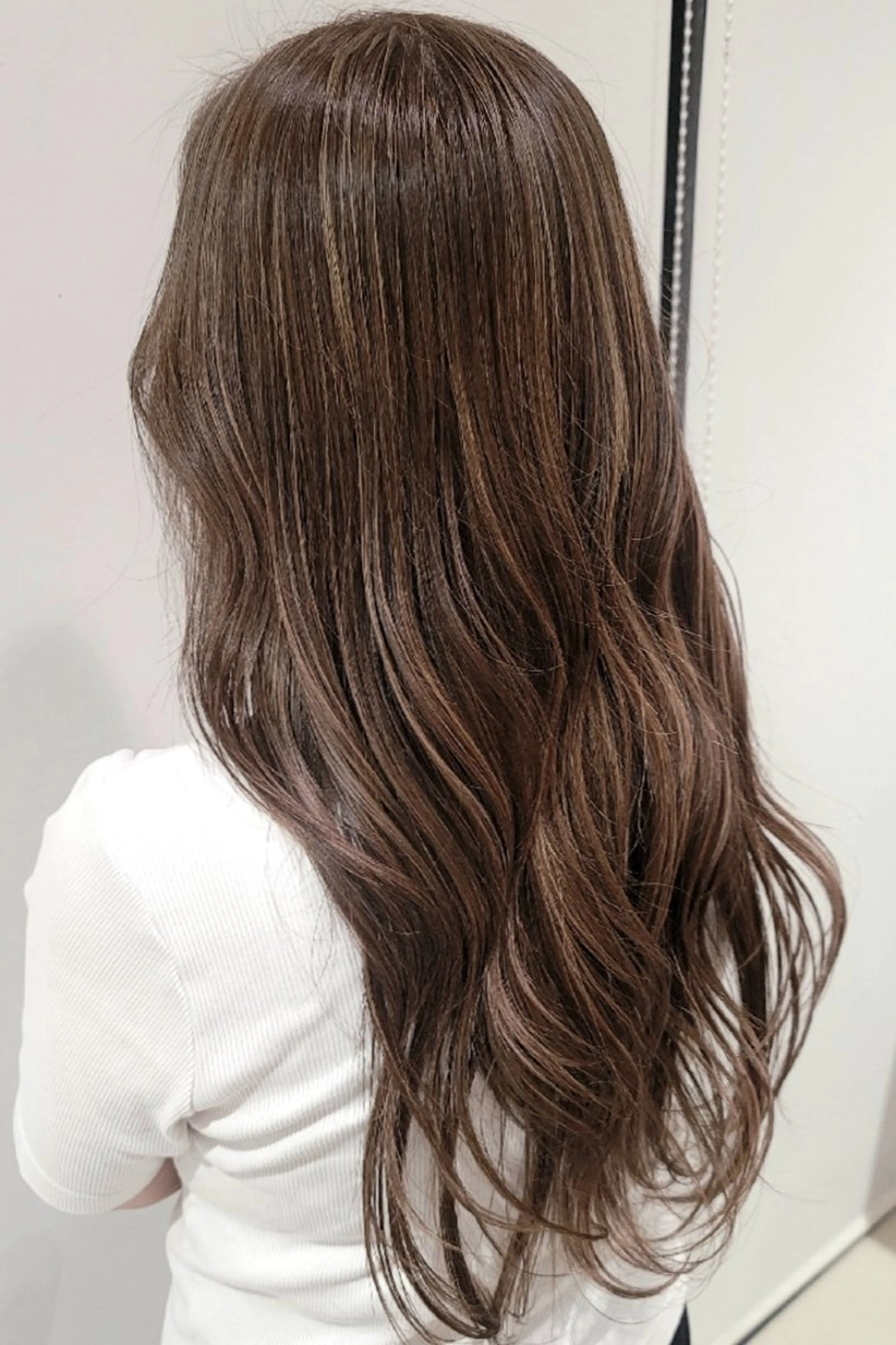 ロング カラー ハイライトカラー ハイライト カットモデル/ セット/COCOKAのヘアスタイル