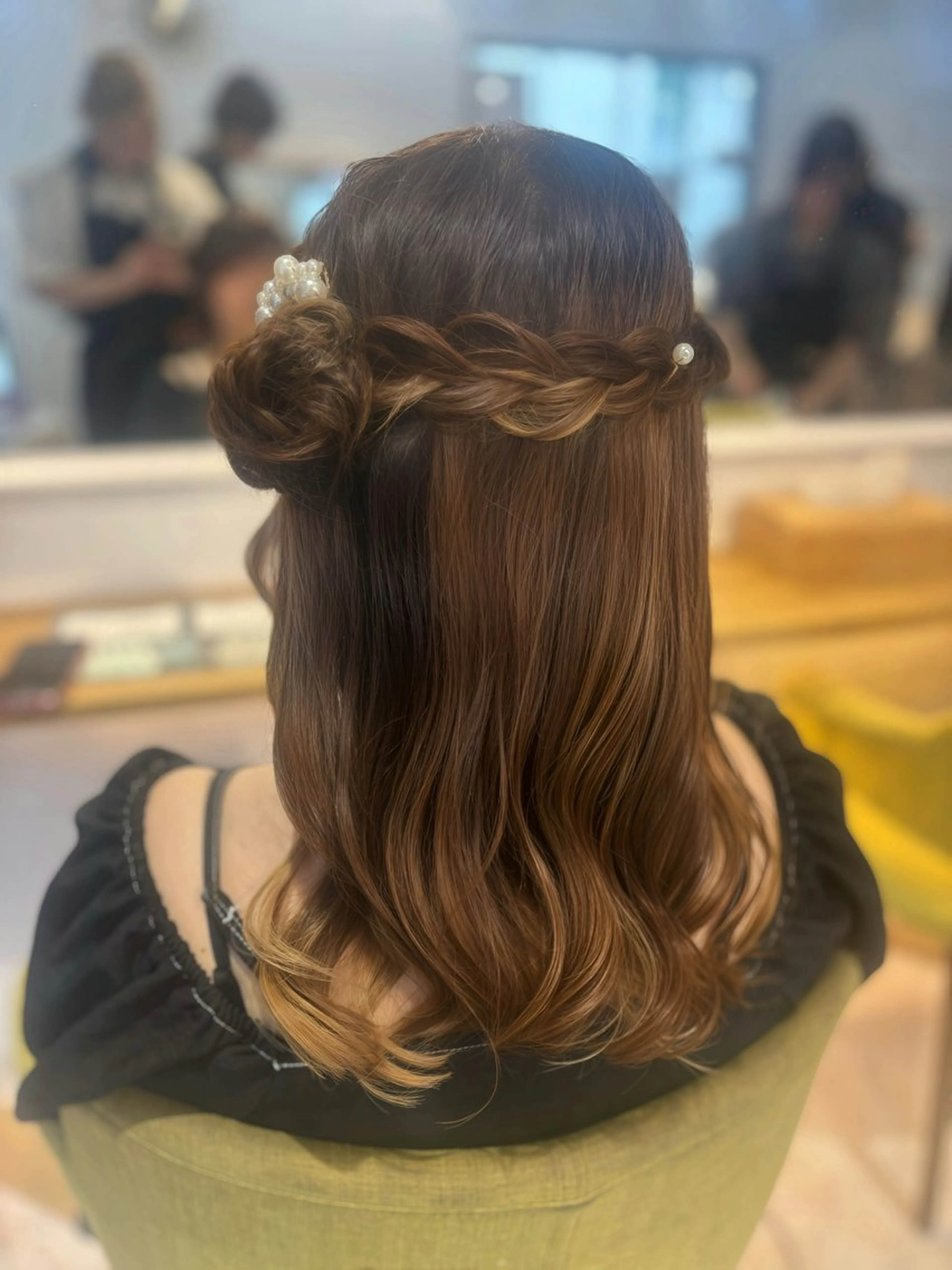 ヘアアレンジ ヘアセット みらい🖤ブリーチ 縮毛矯正モデル募集のヘアスタイル