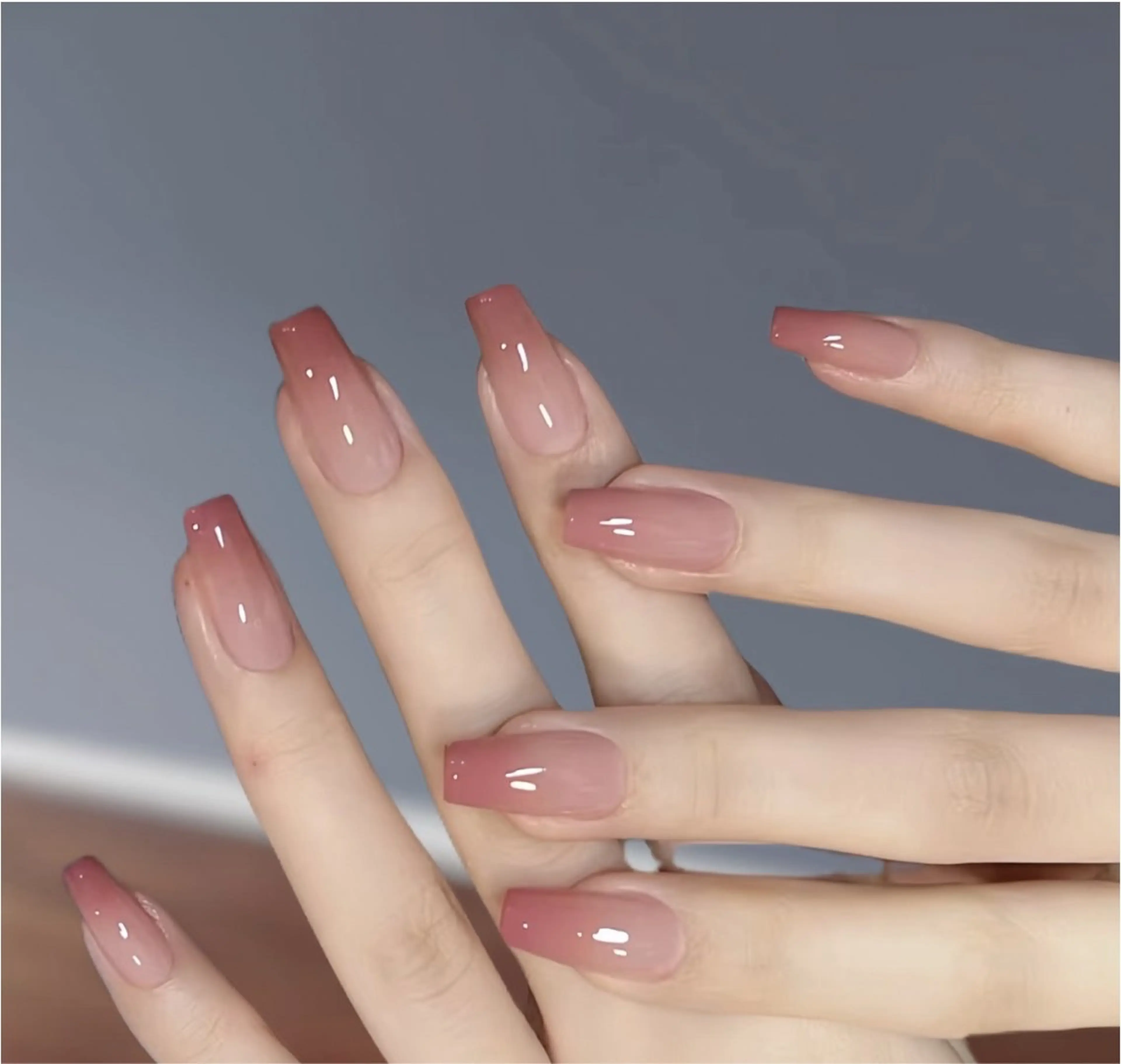 ネイル F+nail所属・moka .nailのネイルデザイン