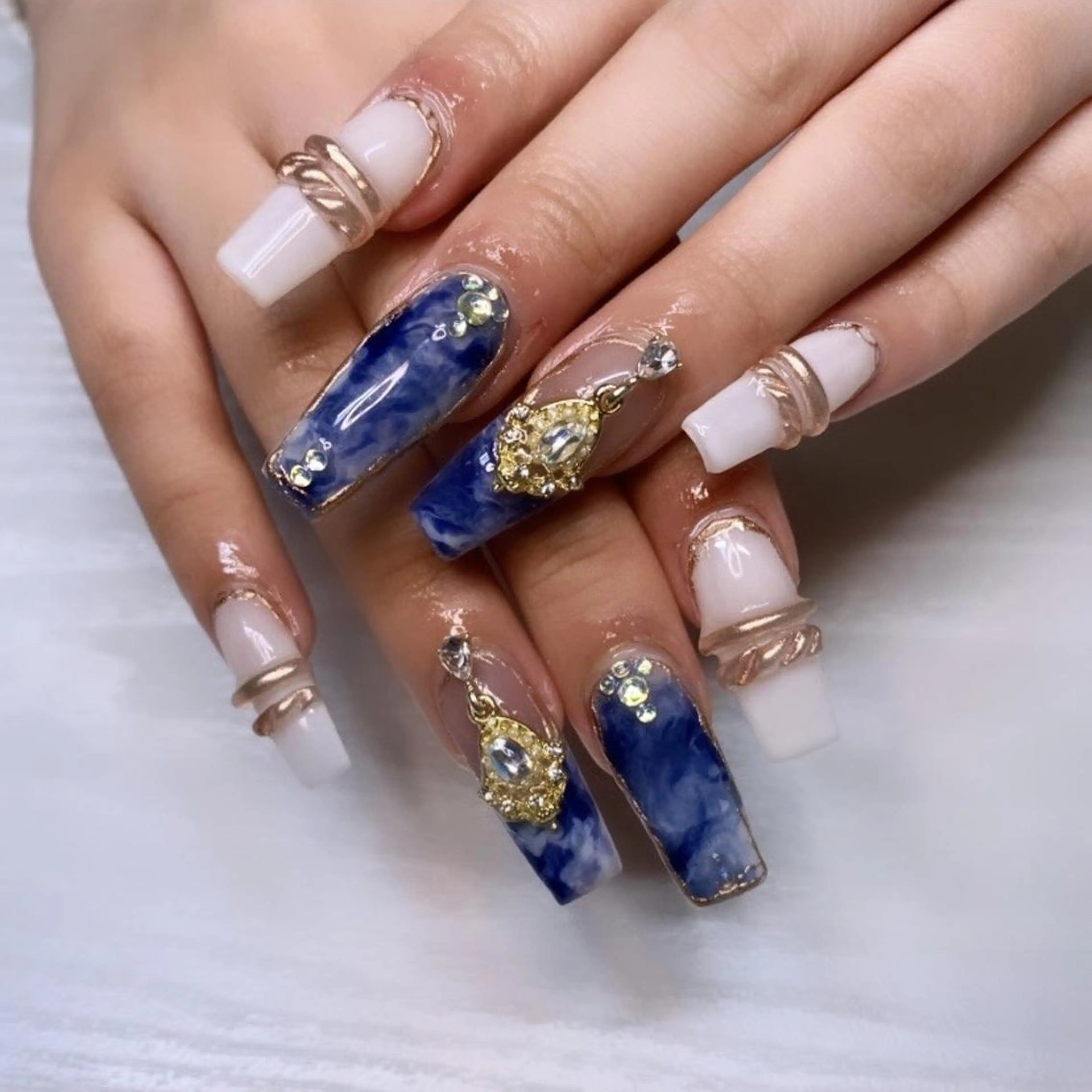 ネイル 持ち込み Miley nailのネイルデザイン