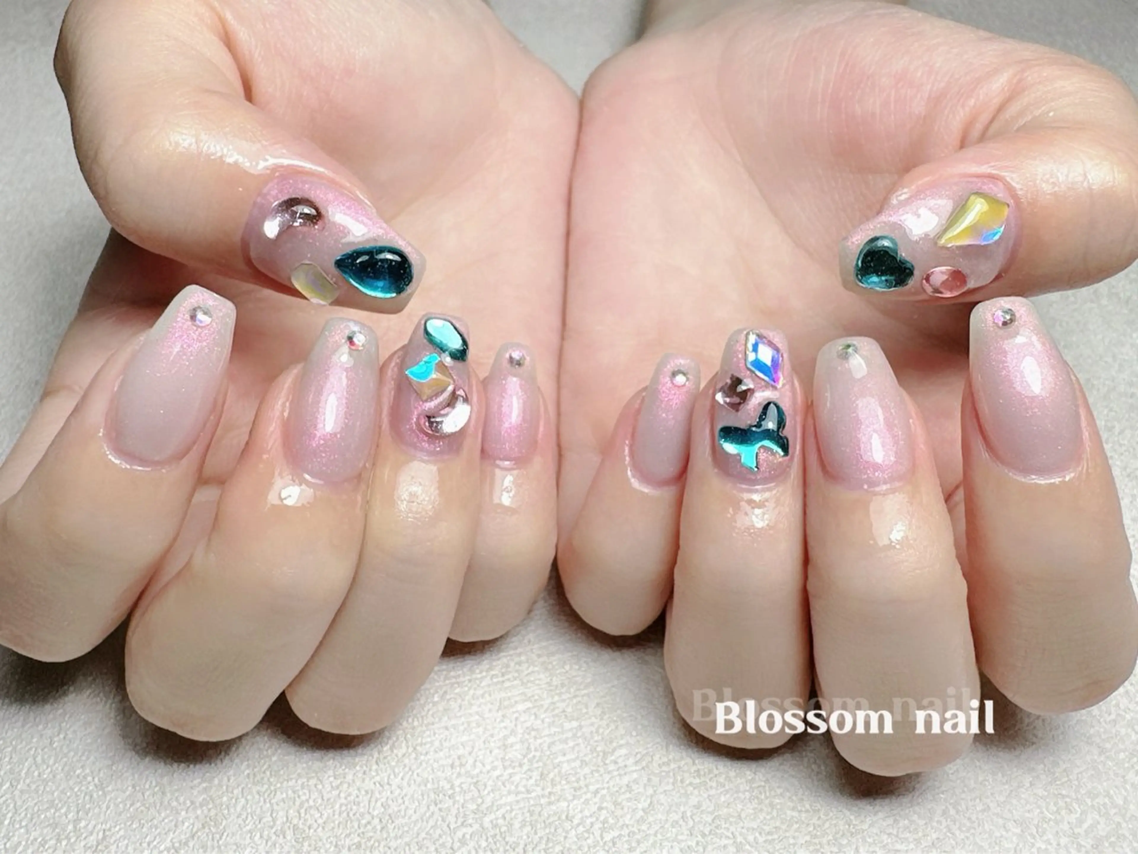 ネイル Blossom  nail所属・A yuのネイルデザイン