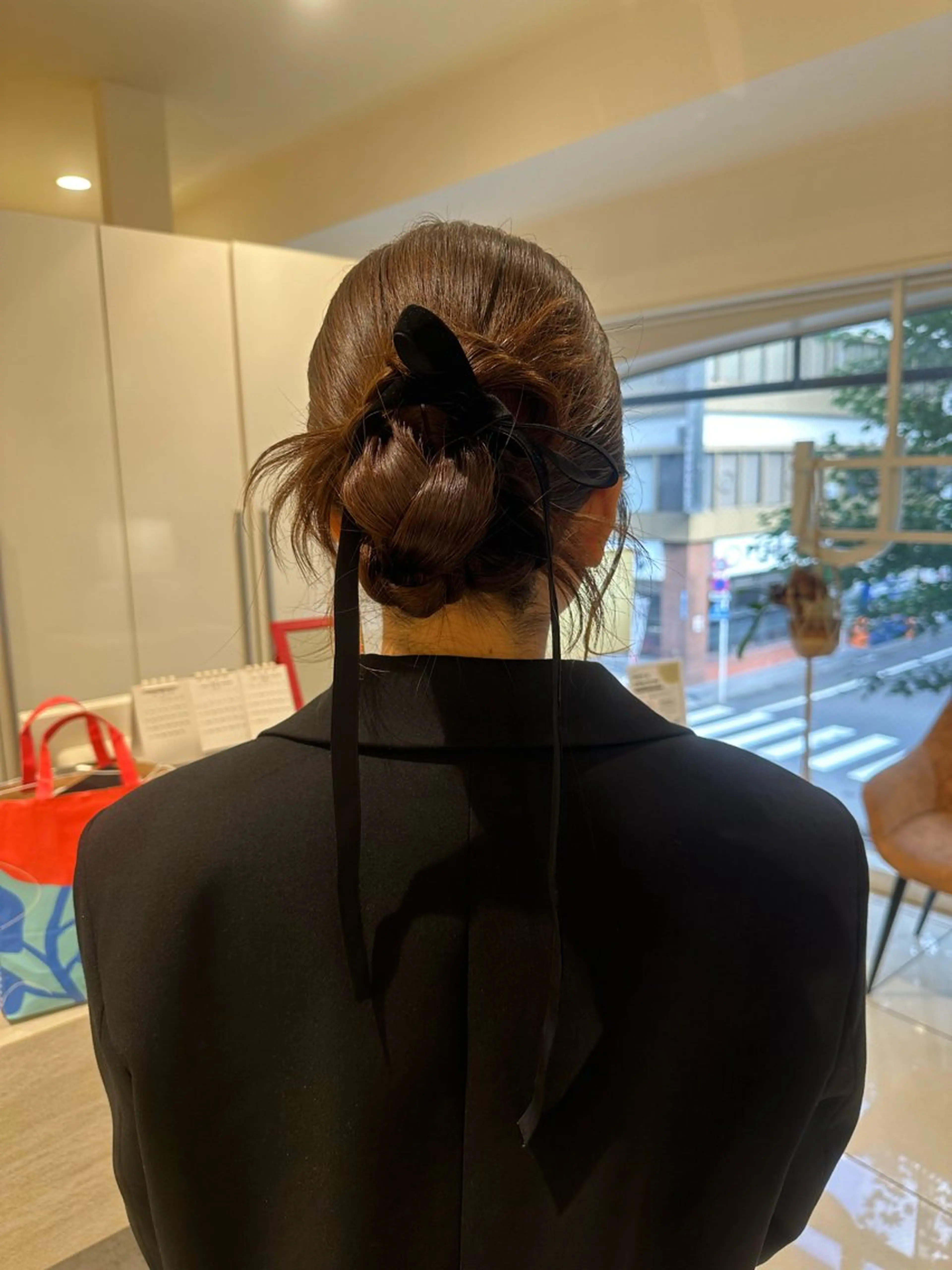 ロング カラー ヘアアレンジ タイトボブ個性派カラ ーAKANEのヘアスタイル