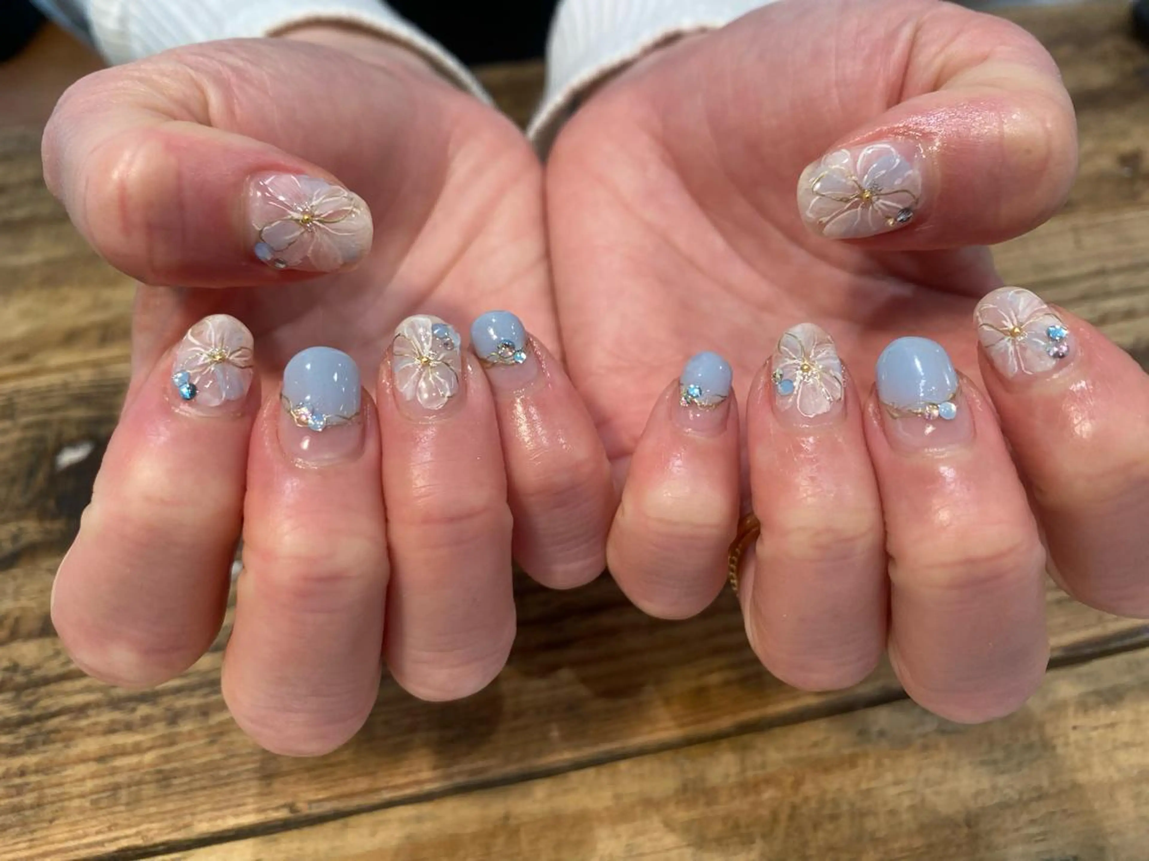 ネイル 佐藤  悠子のネイルデザイン