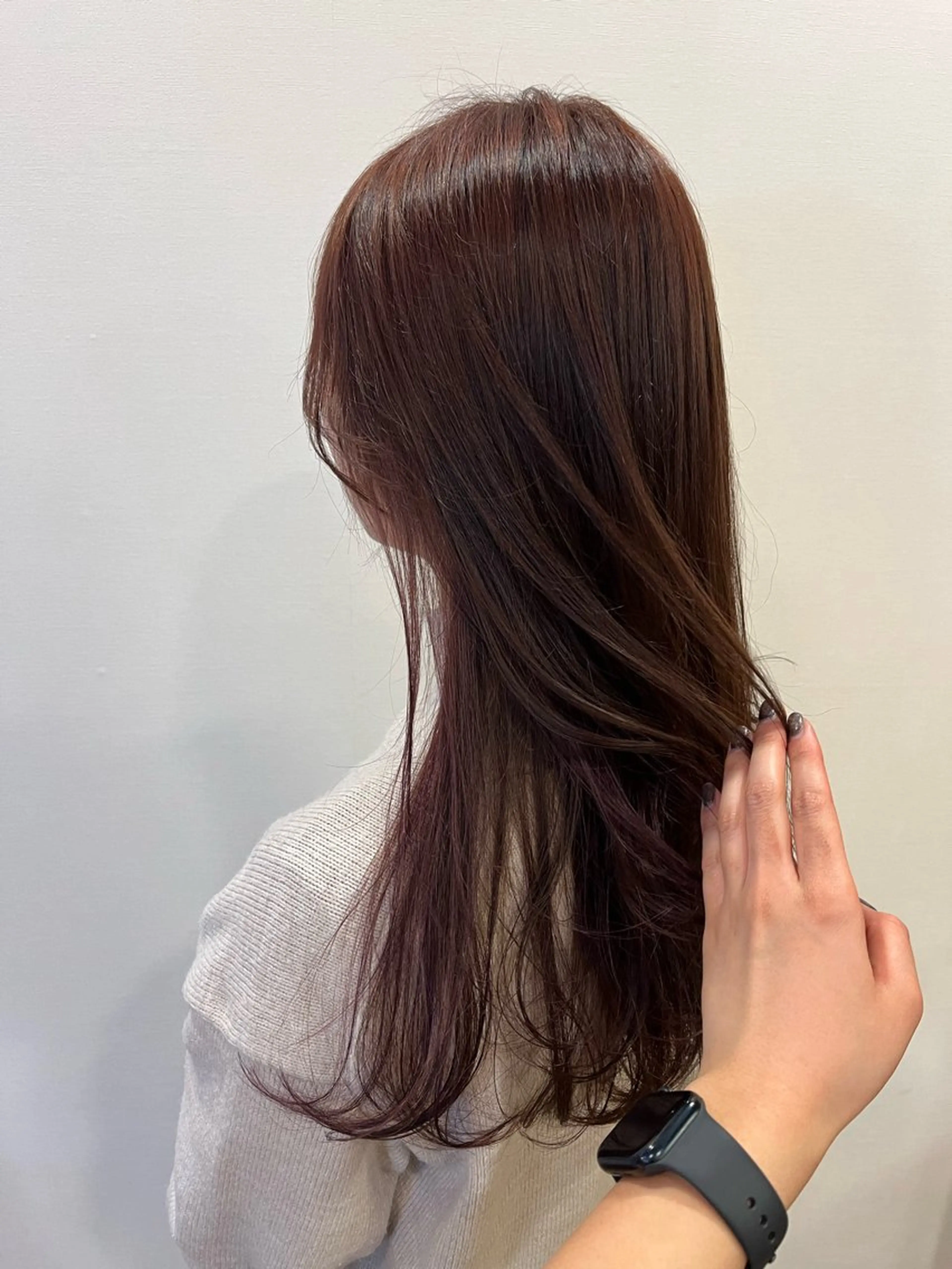 ロング anon所属・田中 結月のヘアスタイル