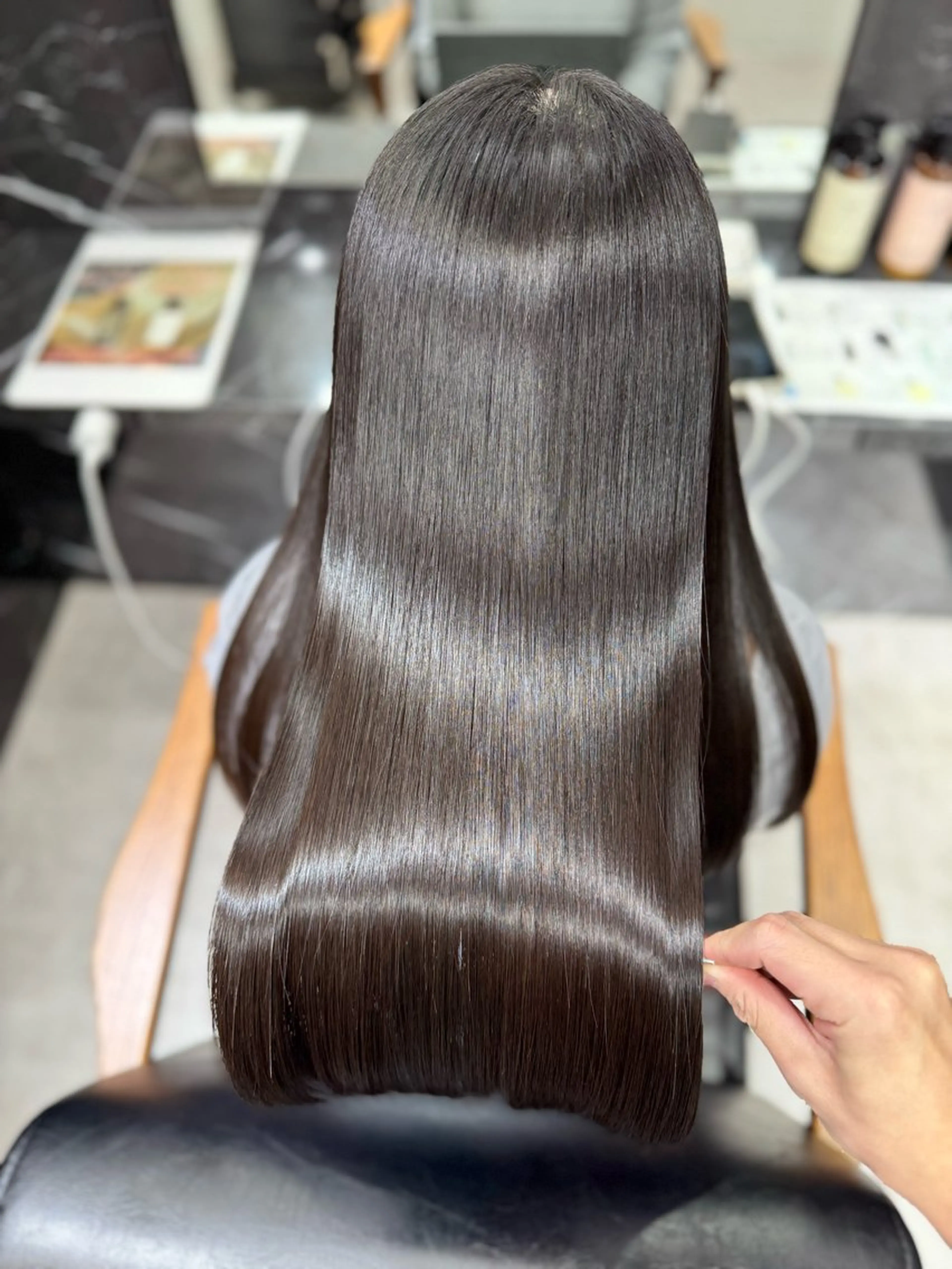 ロング トリートメント JIN|乾かしただけ 美髪矯正本格髪質改善のヘアスタイル