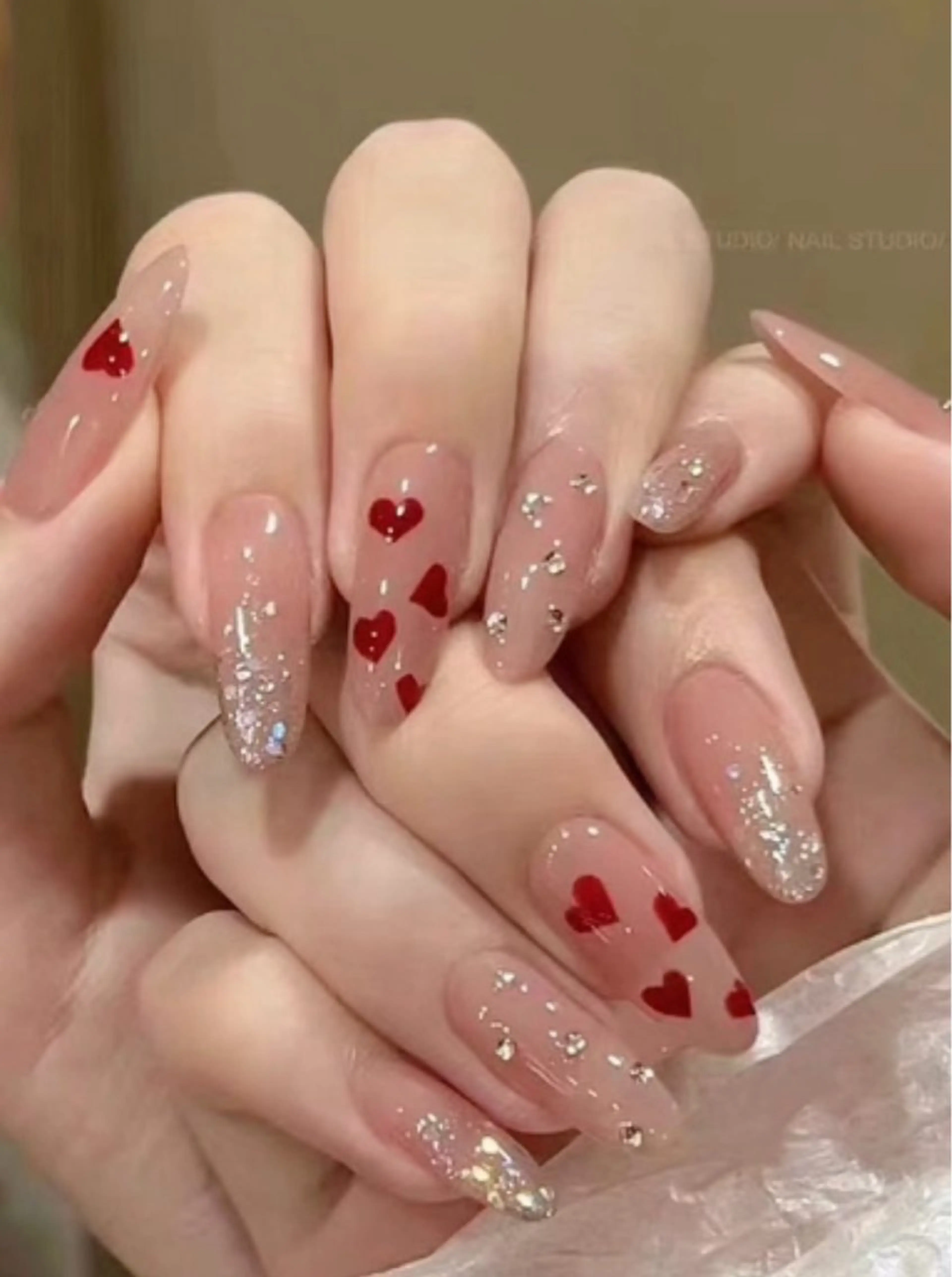 ネイル ハンドネイル ハンドケア queen nailのネイルデザイン