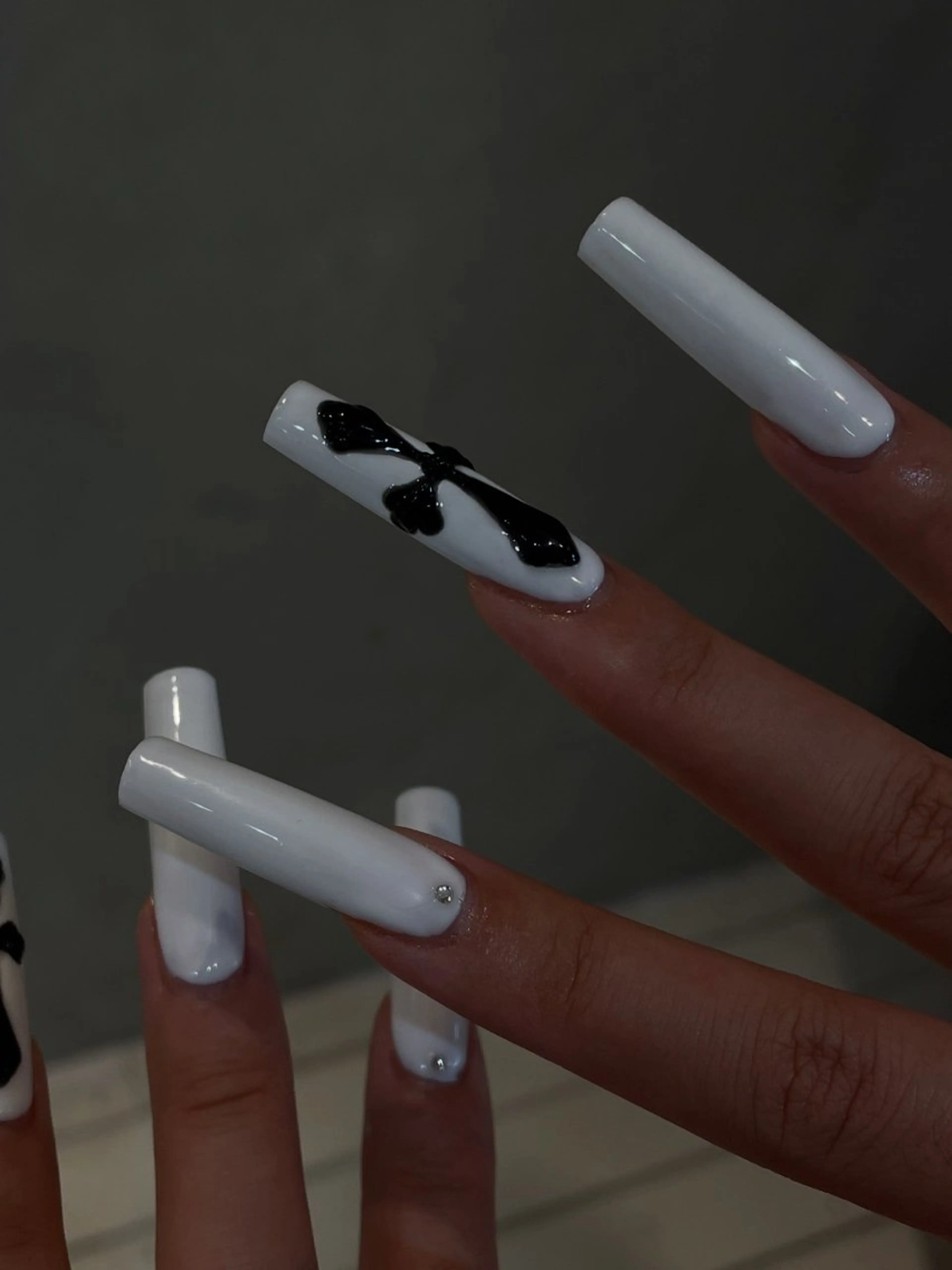 ネイル GO TODAY シェアサロン 渋谷Amiu店所属・渋谷ネイル🎀 y2k/海外ネイルのネイルデザイン