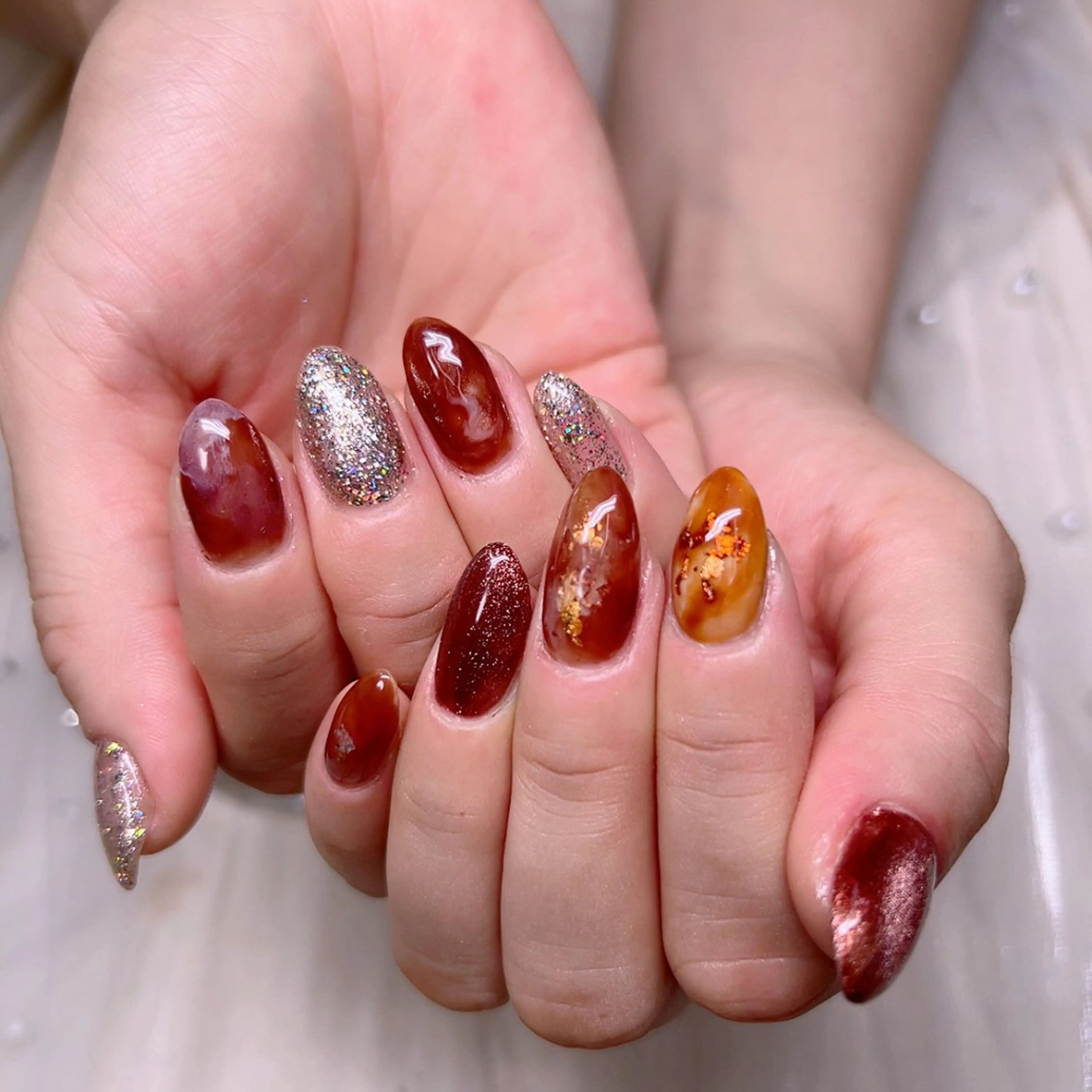 ネイル べっ甲ネイル ニュアンスネイル オフィスネイル シンプルネイル Cute Tips nailのネイルデザイン