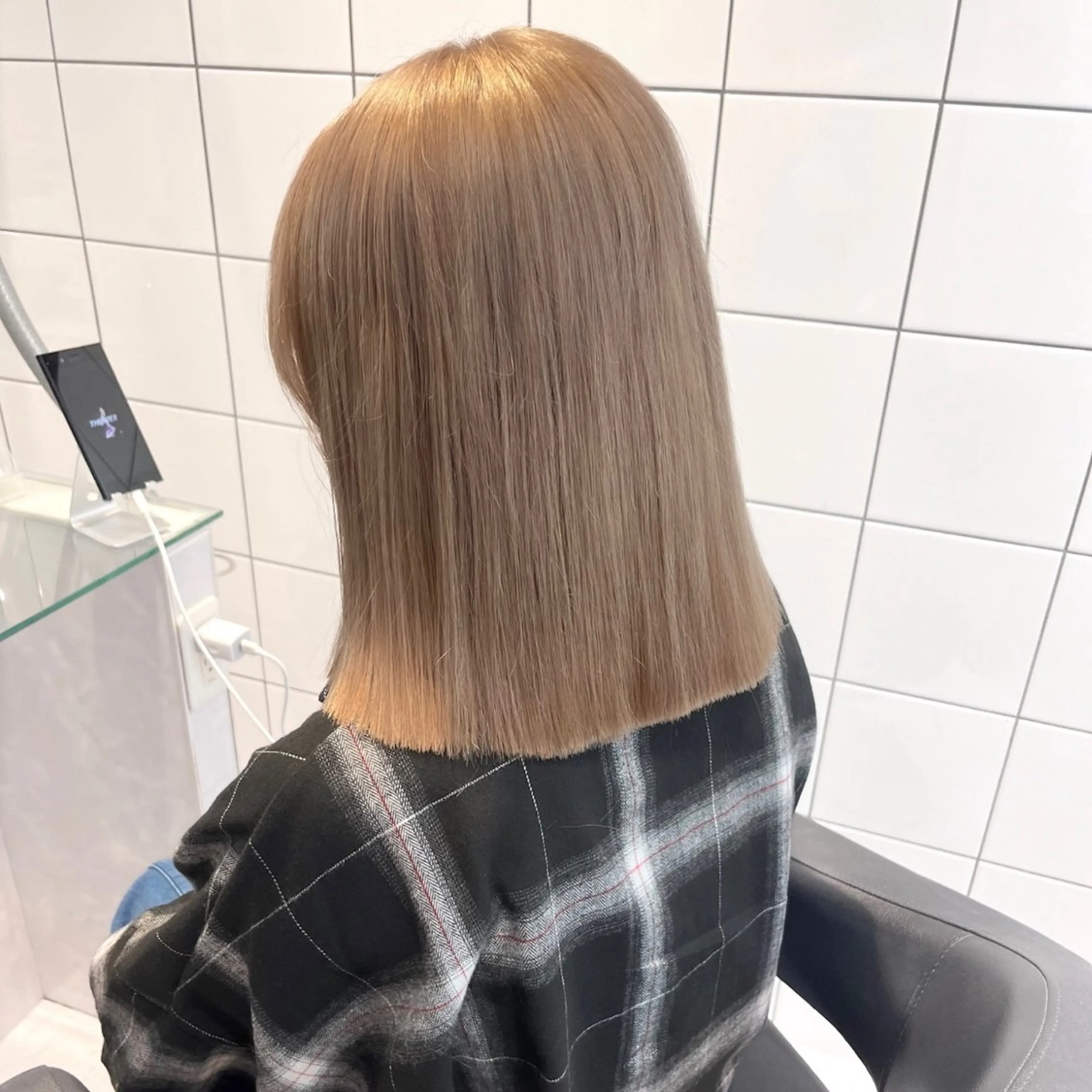 ミディアム 🫧うる艶トレンド 🫧透明感カラーのヘアスタイル