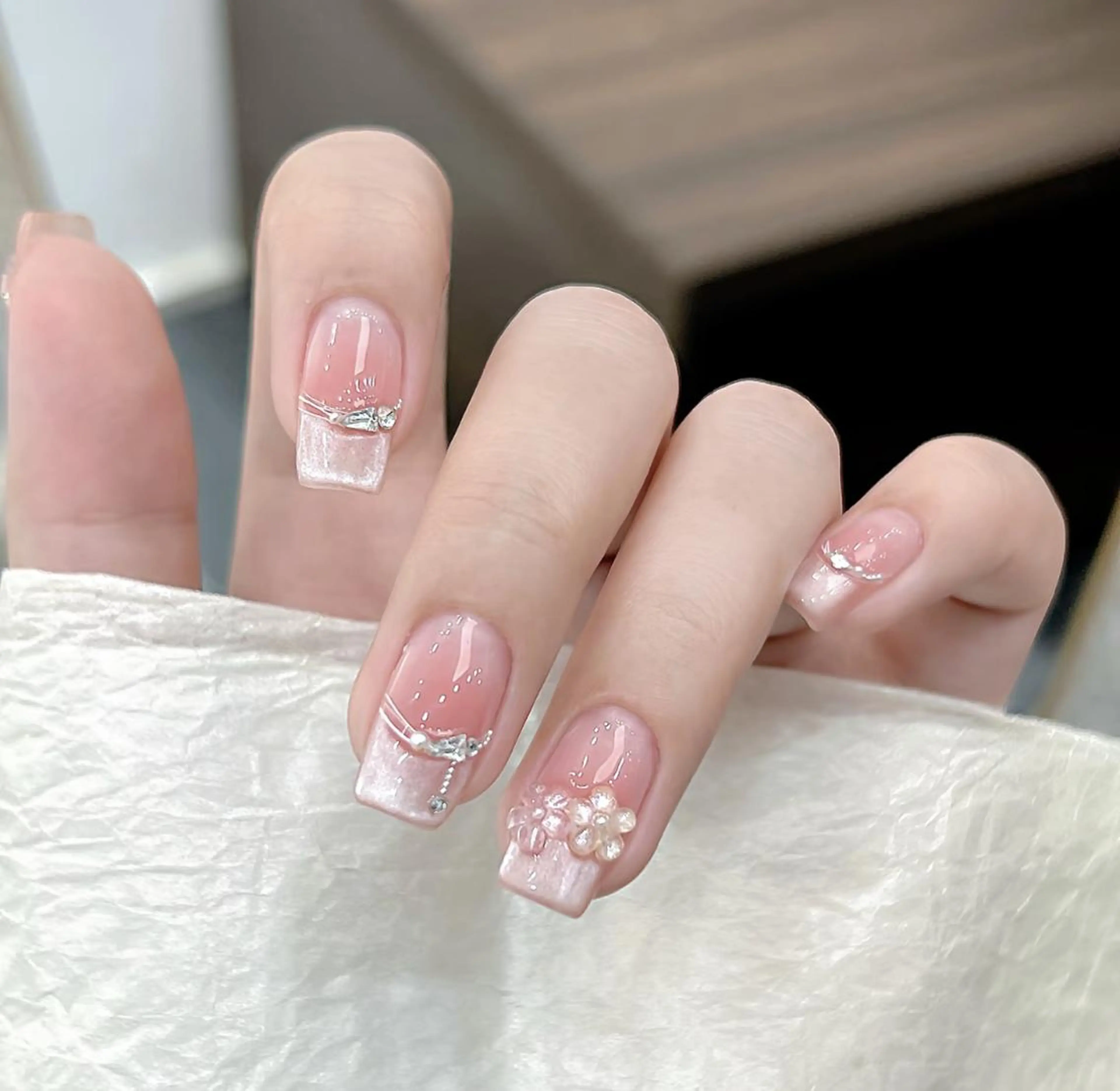 ネイル ハンドネイル 🎀 NaNa_nailのネイルデザイン