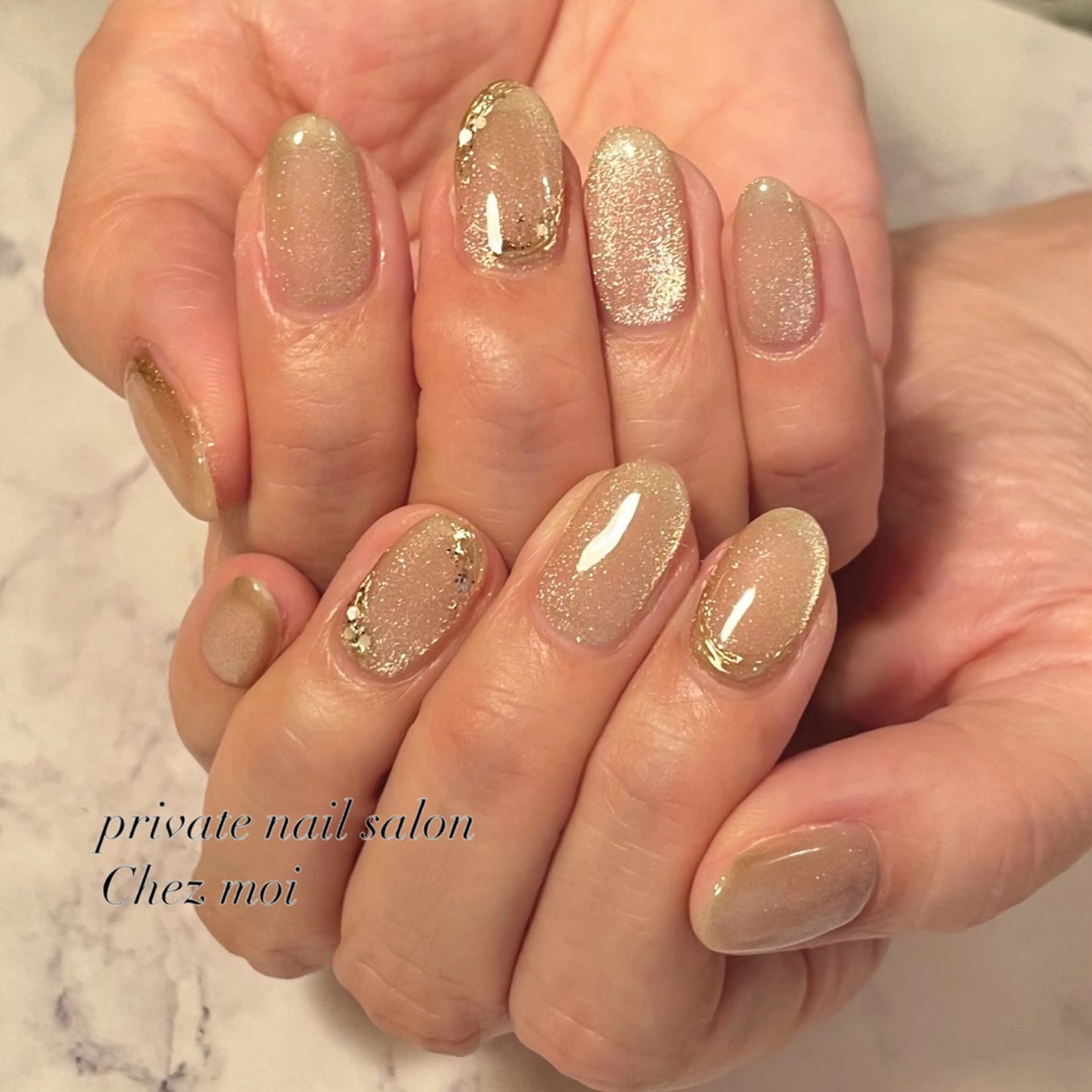 ネイル マグネットネイル ミラーネイル KOMINE TOMOKOのネイルデザイン