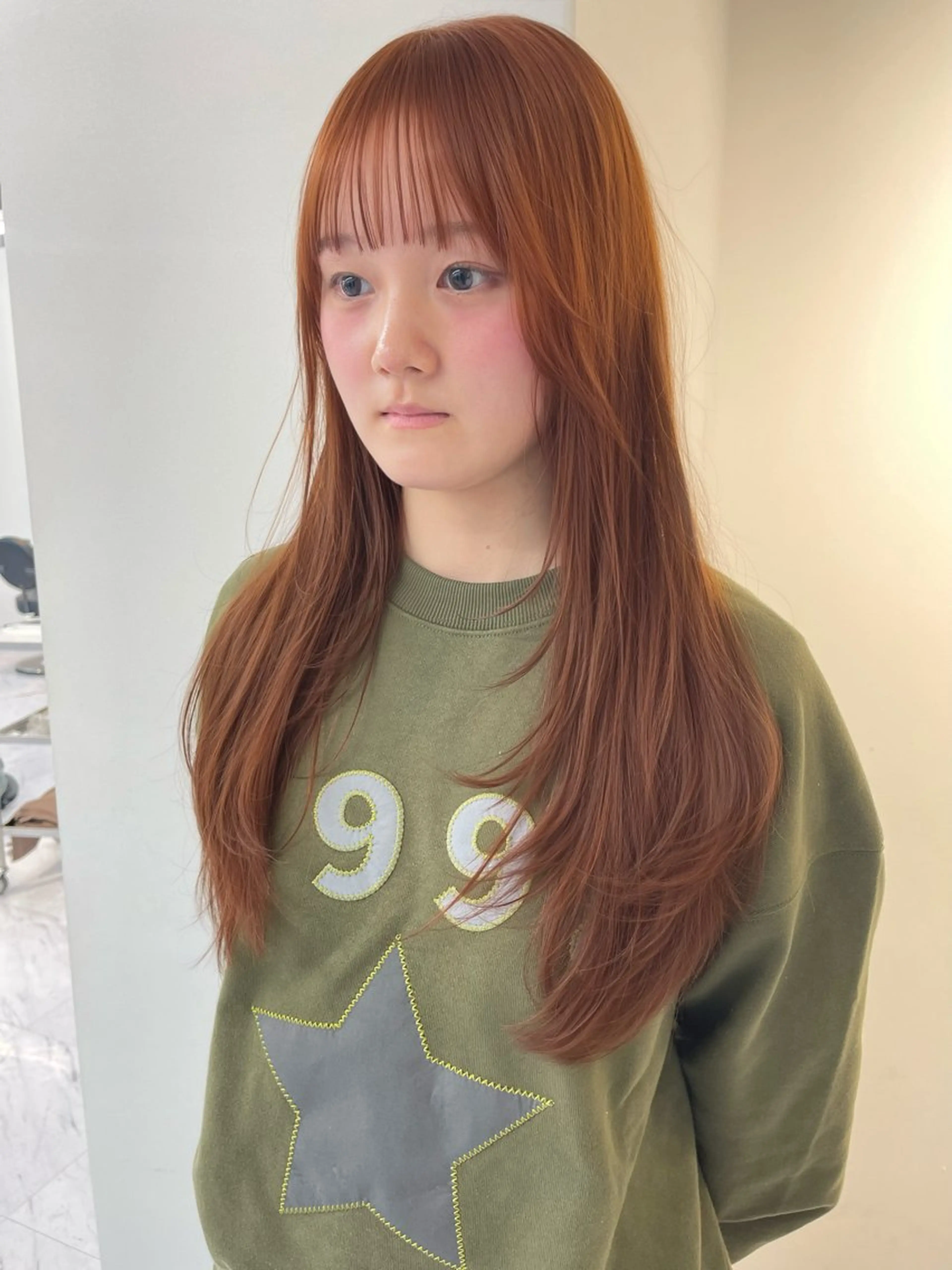 ロング カラー ベージュカラー ブリーチ ブラウンカラー ケアブリーチ デザインカラー カット ヘアカラー トリートメント TATSUブリーチ/ ミルクティーベージュのヘアスタイル