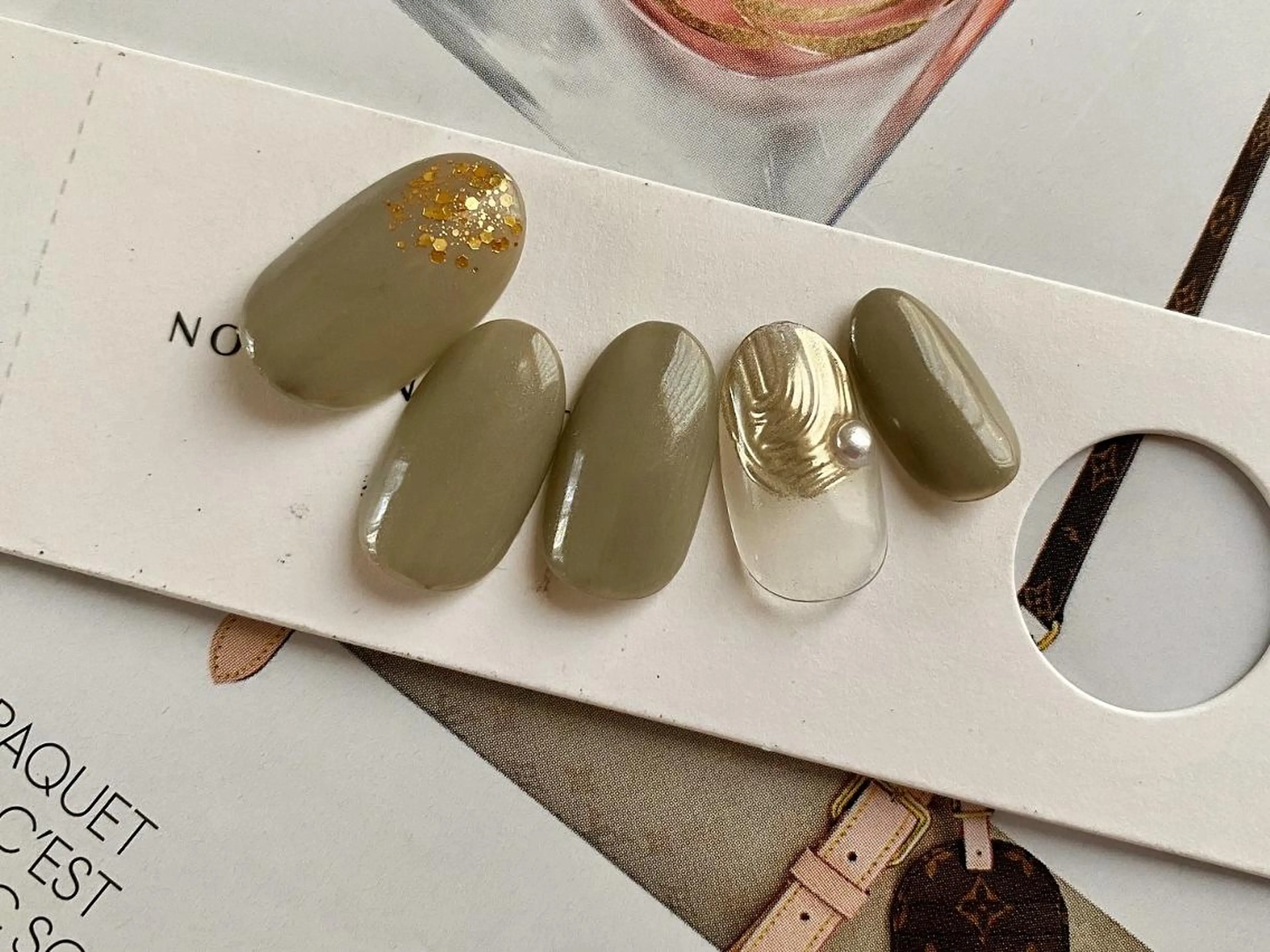 ネイル ハンドネイル アプレラプリュイ 日本大通り店のネイルデザイン