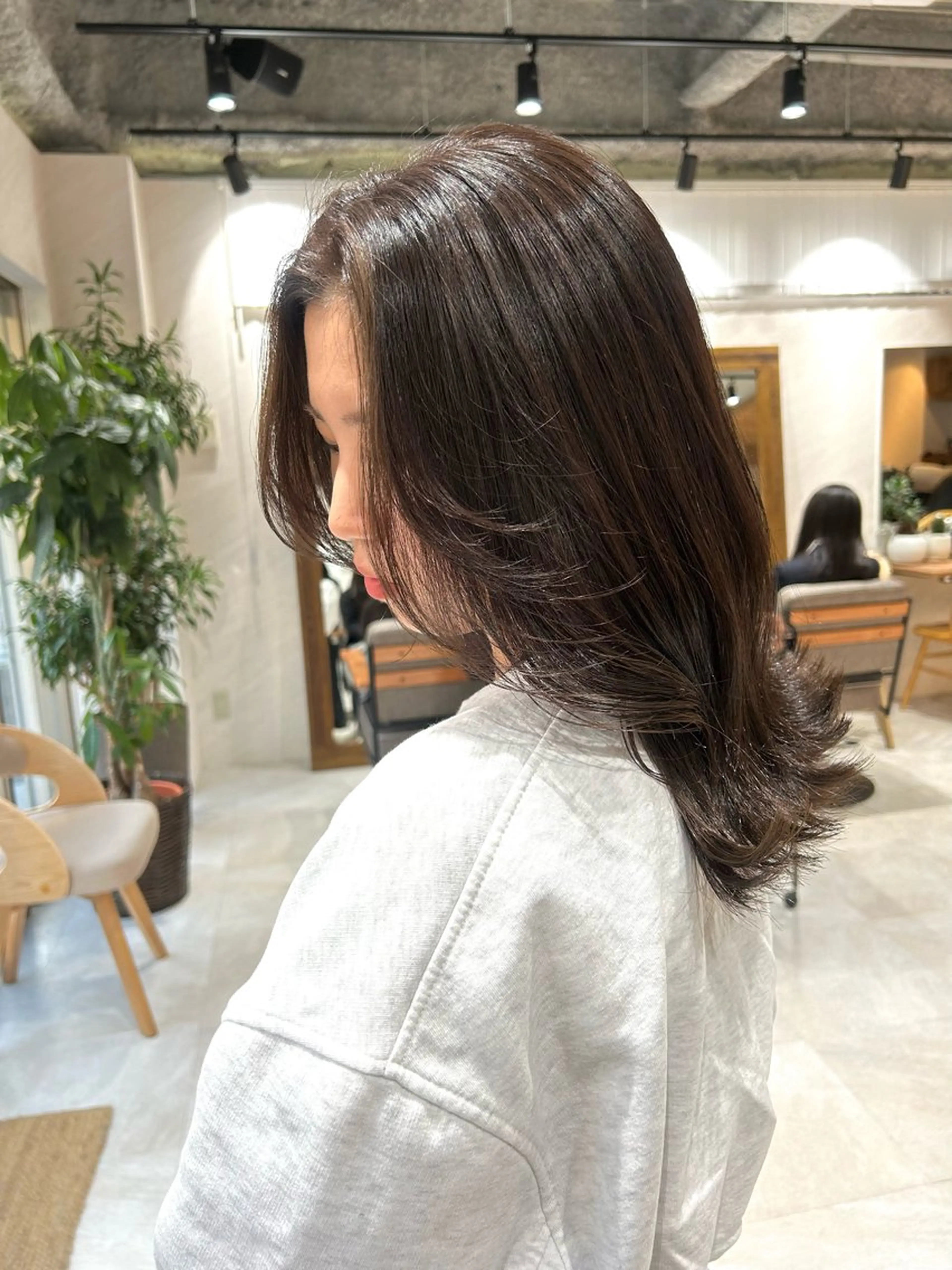 ミディアム カラー カット ヘアカラー トリートメント ヘアセット 🌷横浜/レイヤー /艶カラー🌷のヘアスタイル