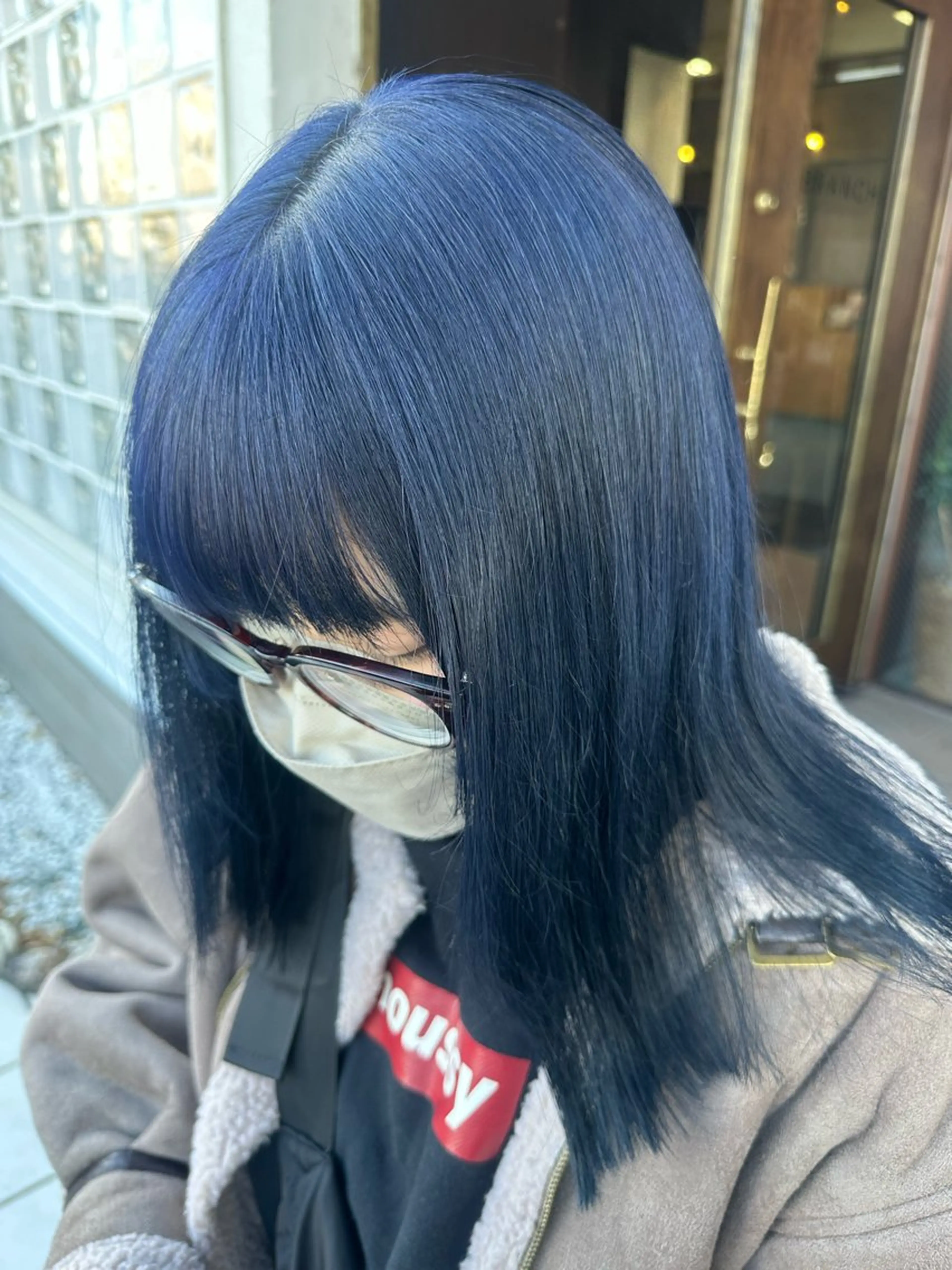 ミディアム カラー ブルーカラー ネイビーカラー 顔まわりレイヤー レイヤーカット カット ヘアカラー BRANCHÉ小牧/ 西尾 美月のヘアスタイル