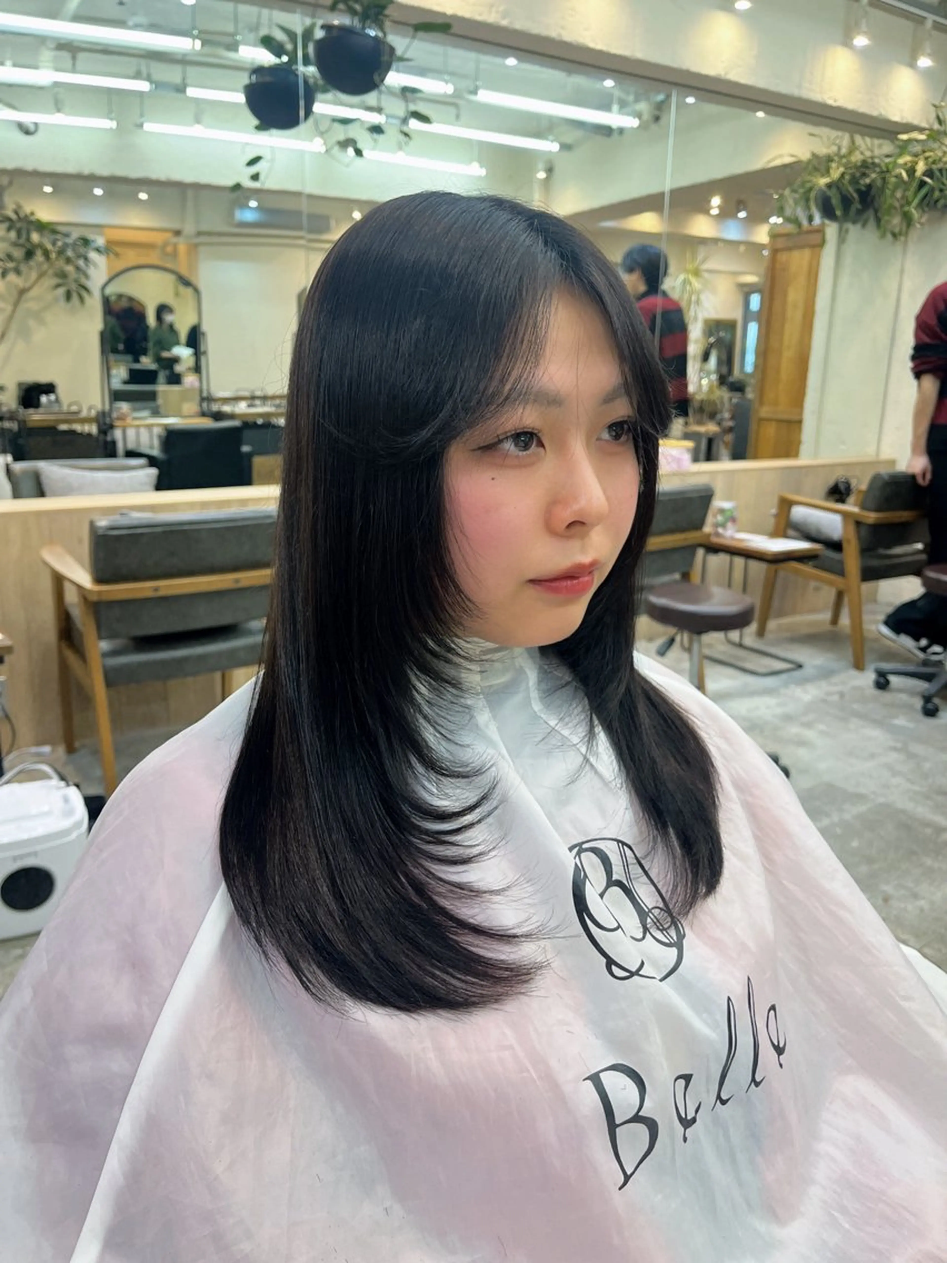 ロング 韓国レイヤーカット/ ハイトーン/マアヤのヘアスタイル