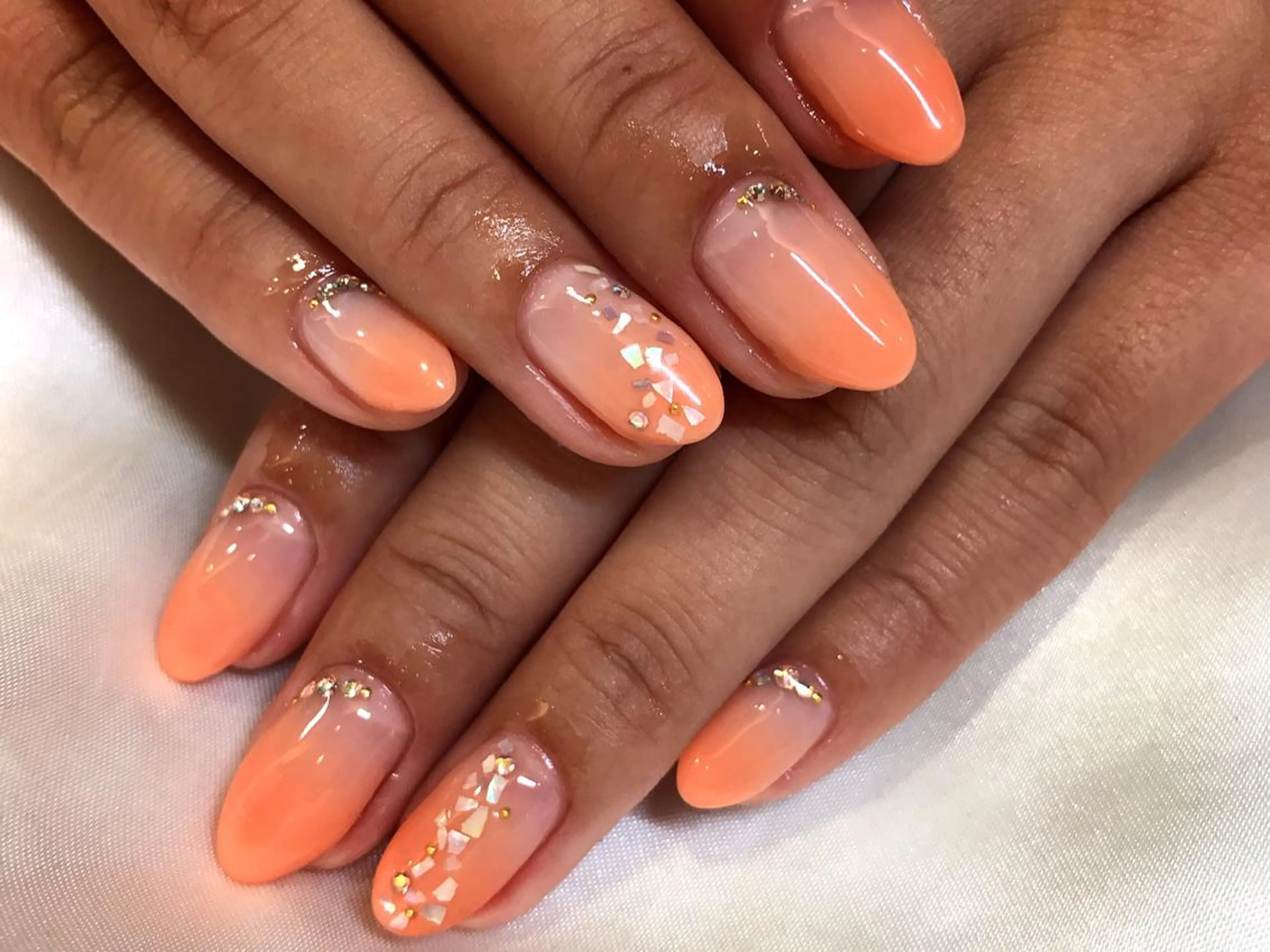 ネイル グラデーション オレンジ ハンドネイル 中川 愛理のその他イメージ