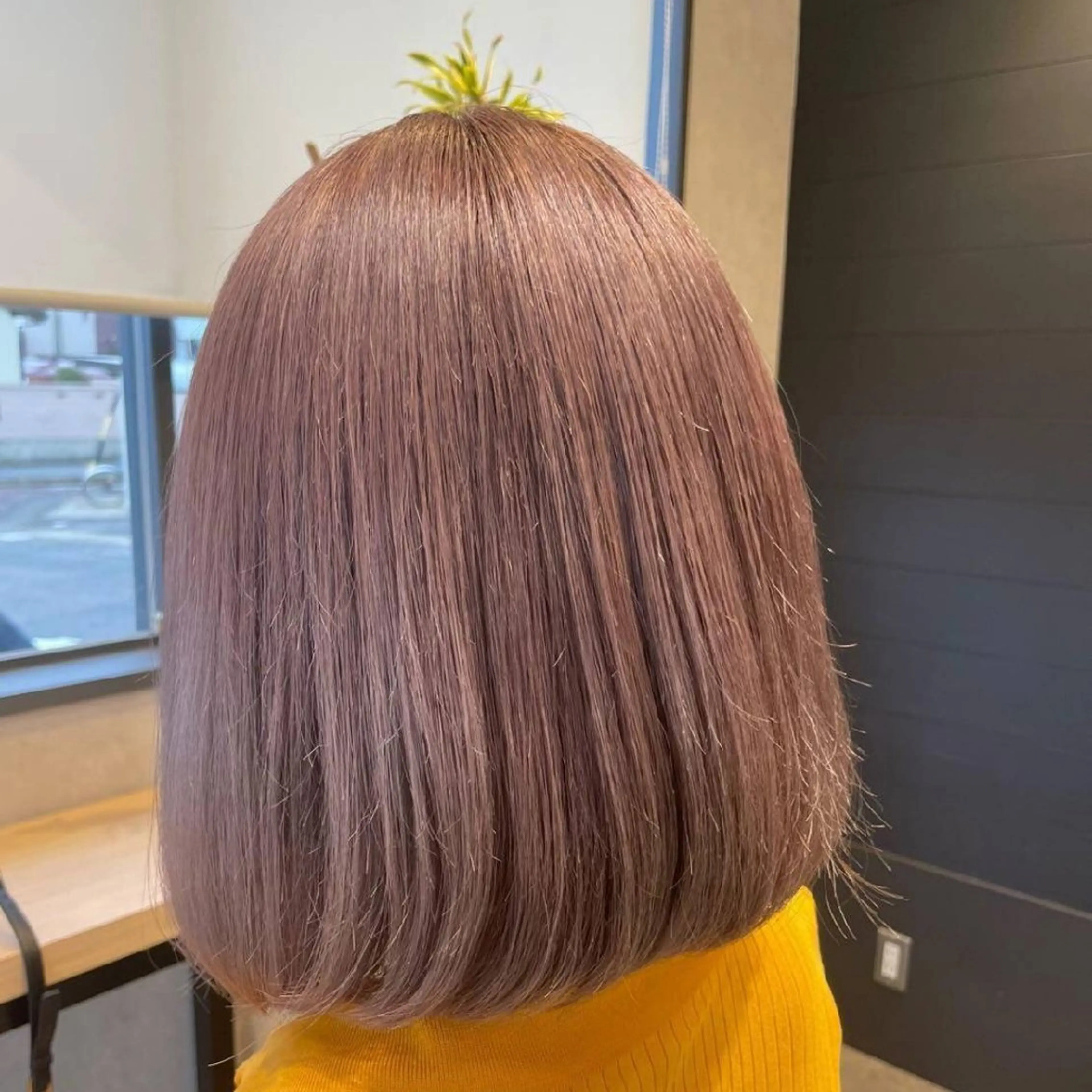 ショート カラー 透明感カラー ピンクカラー ヘアカラー トリートメント ブリーチ+髪質改善 縮毛矯正/佐伯 駿のヘアスタイル