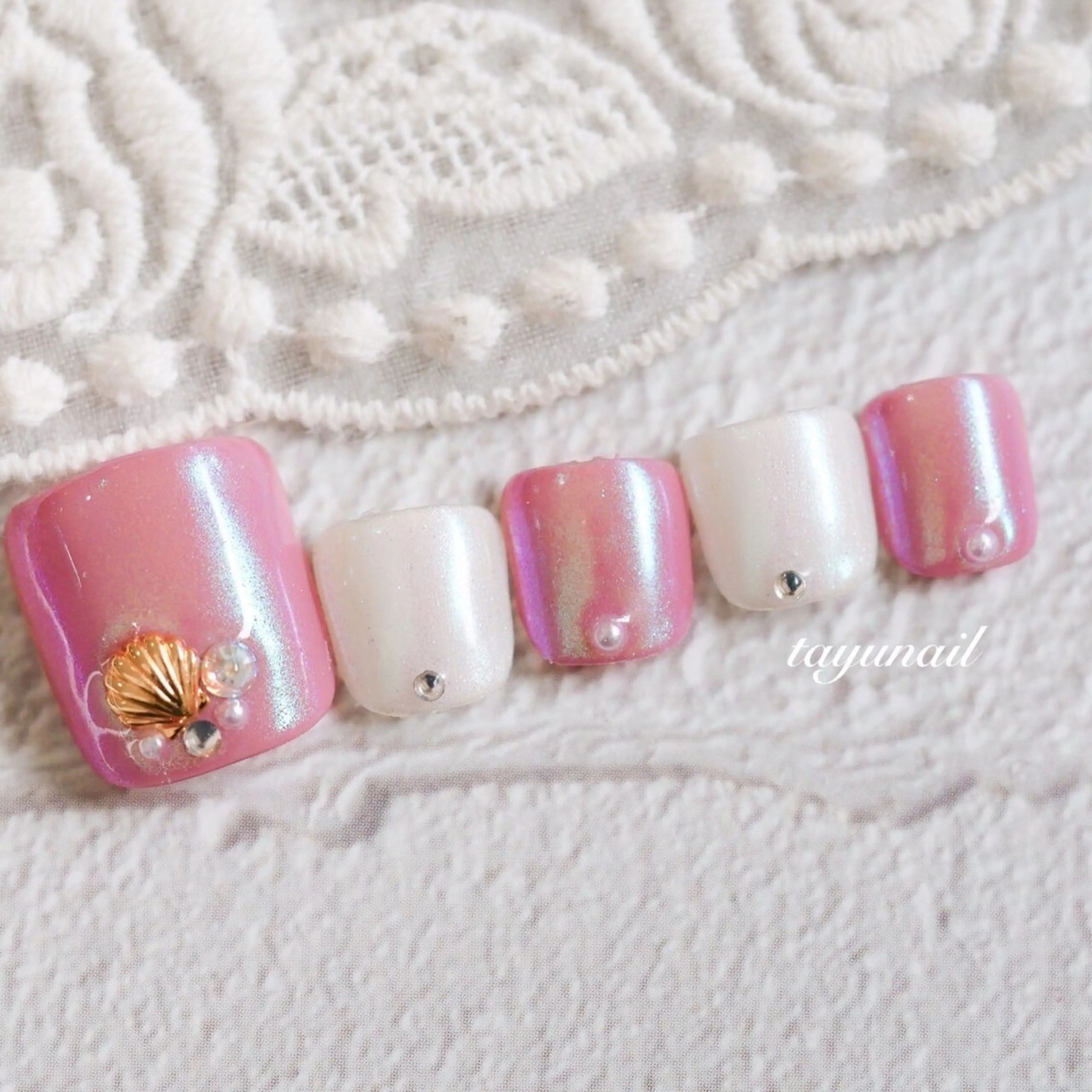 ネイル アートネイル フットネイル ジェルネイル パラジェル 夏ネイル ネイルサロン・ネイルスクール　たゆnail所属・ネイルサロン 【たゆnail】のネイルデザイン