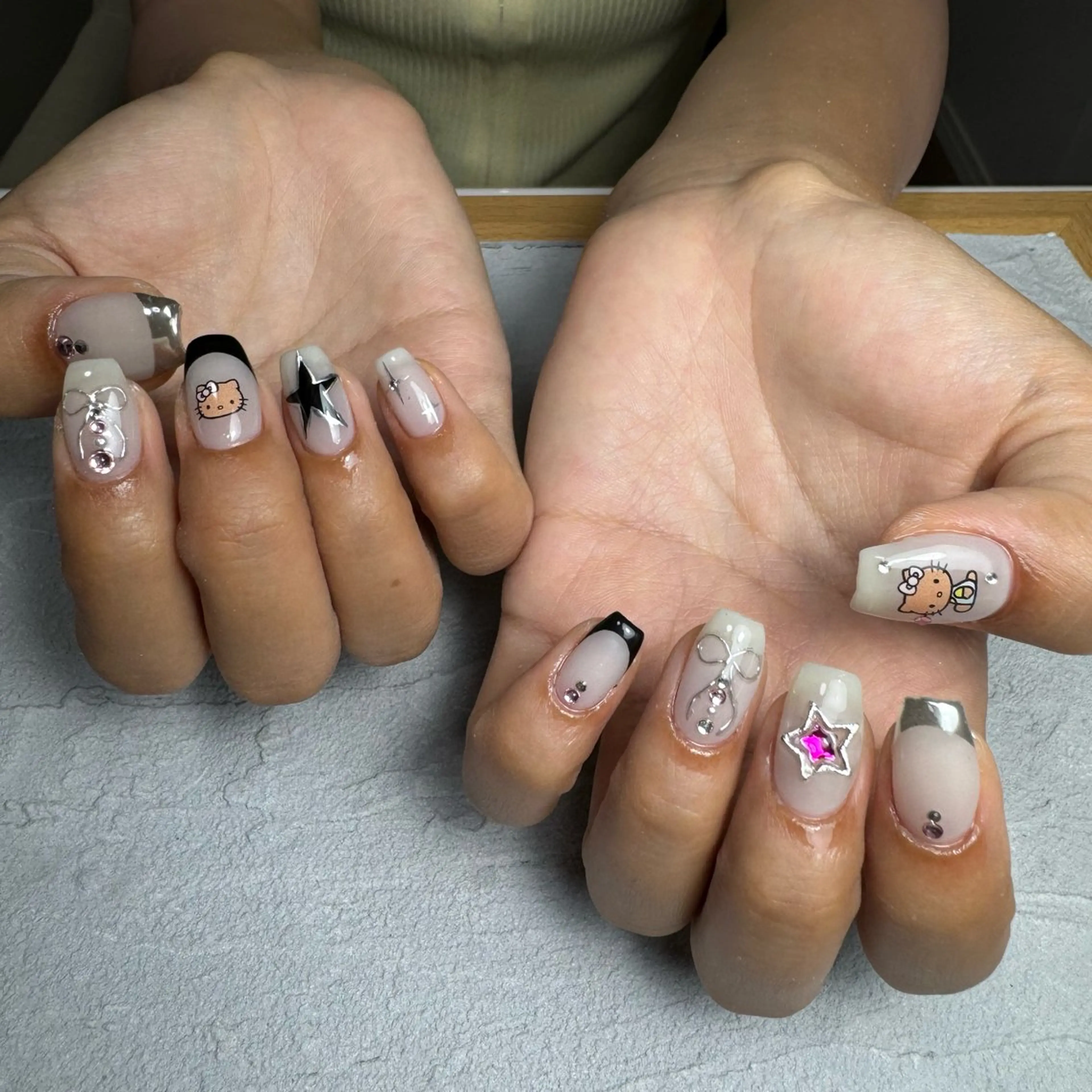 ネイル ハンドネイル Re:Smil所属・☺︎ NOZOMI☺︎のネイルデザイン