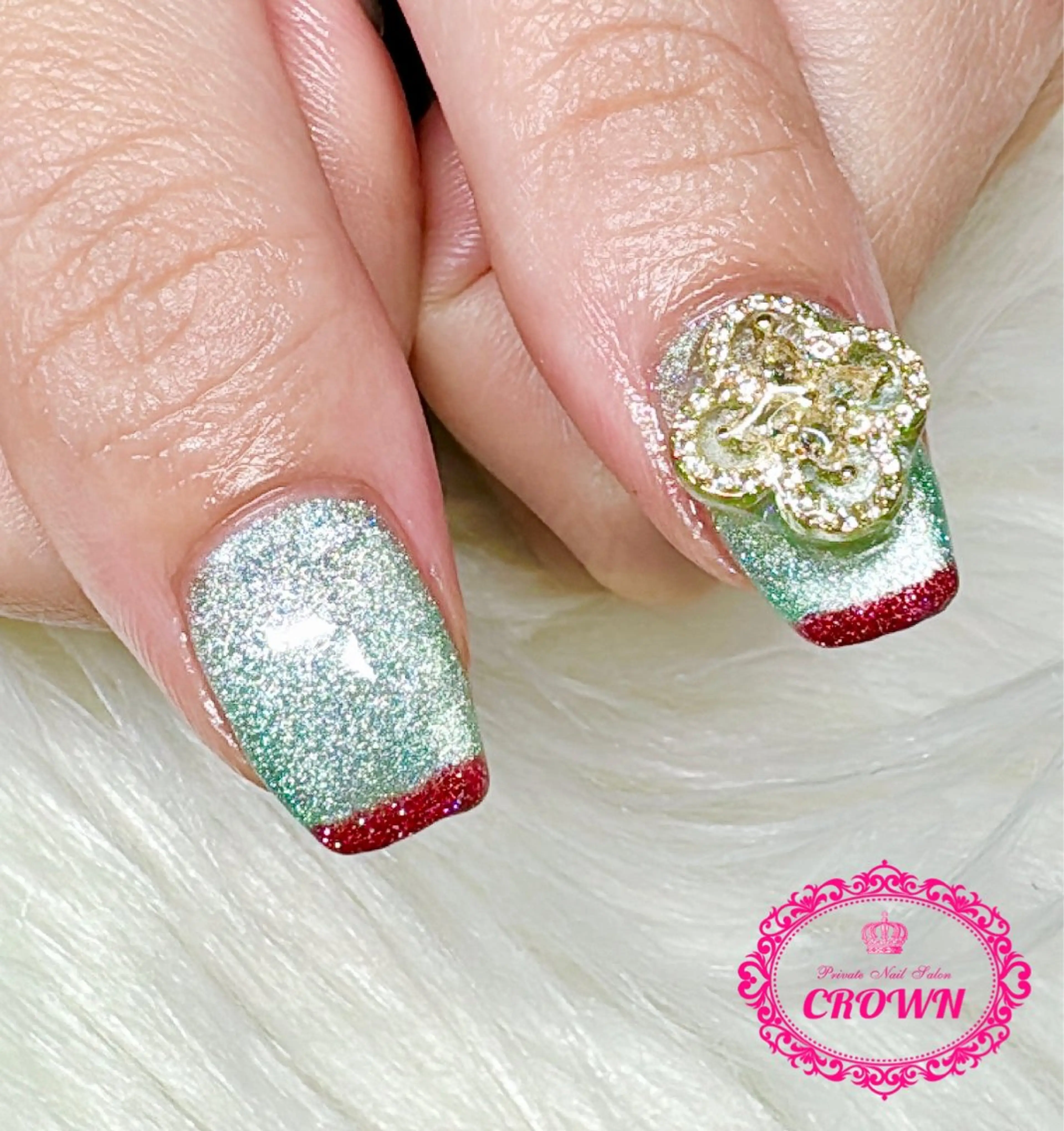 ネイル CROWN プライベートサロンのネイルデザイン