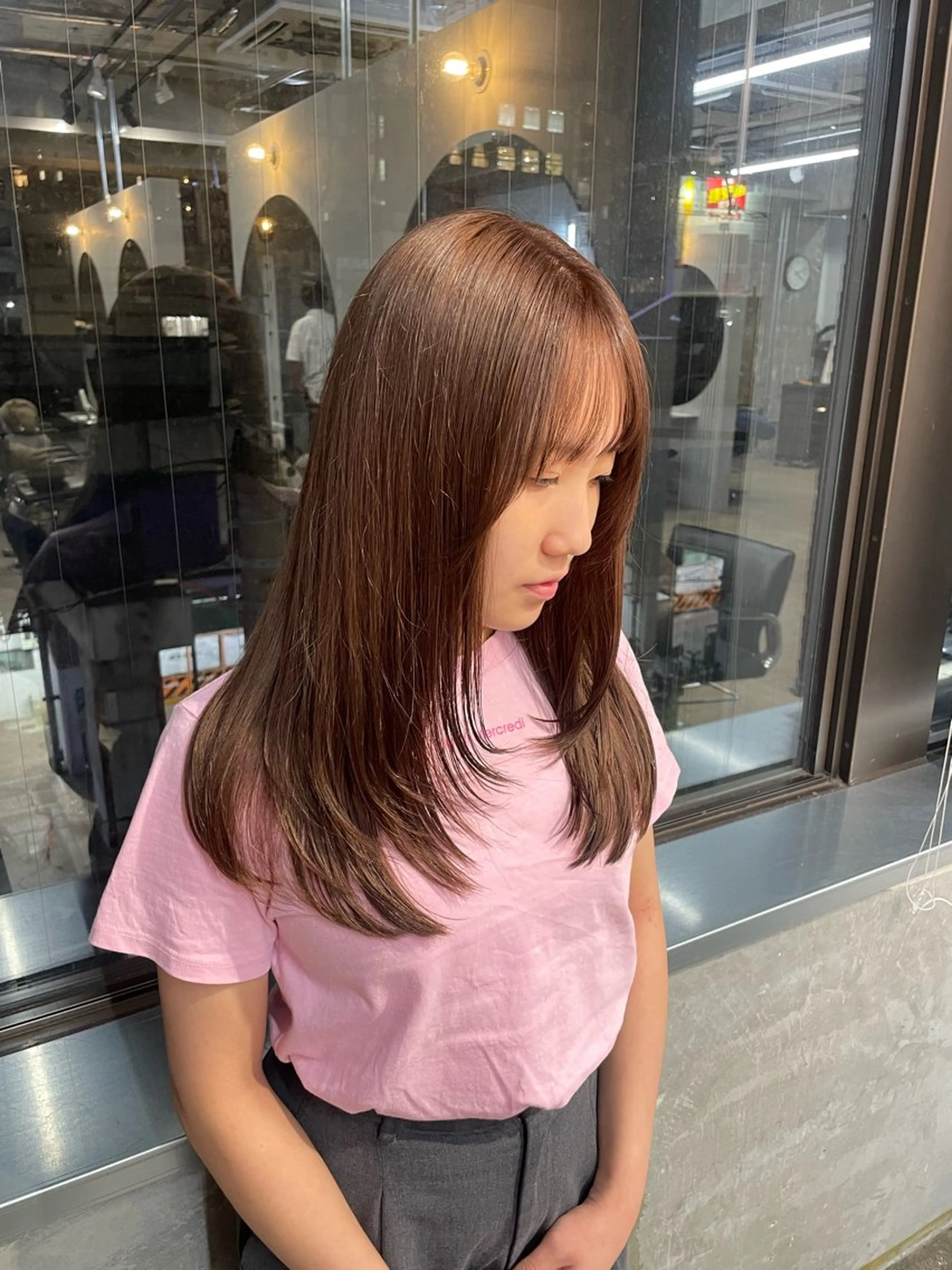 ロング アライ レンカのヘアスタイル