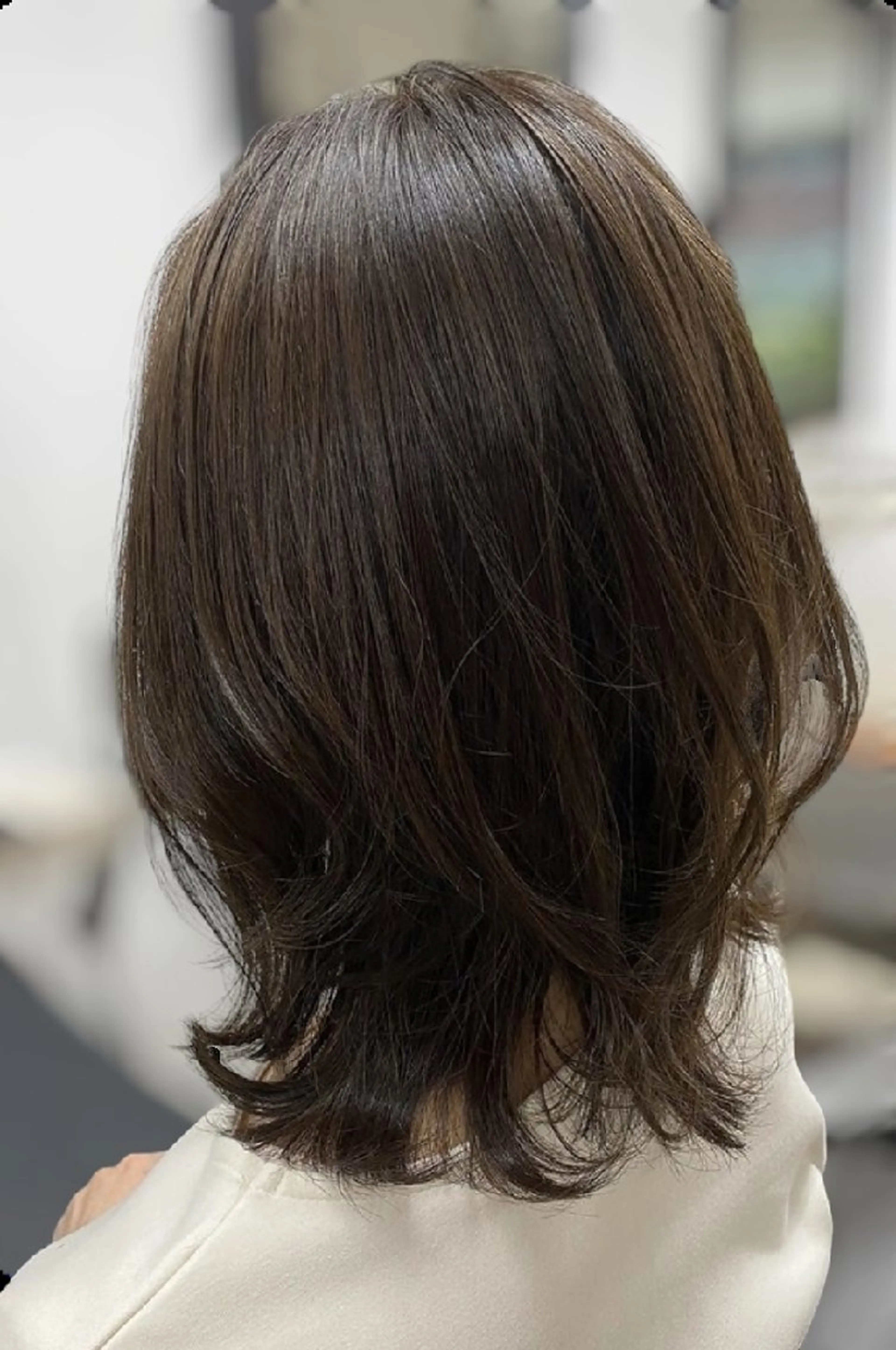 ミディアム カット ヘアカラー トリートメント K. RYOのヘアスタイル