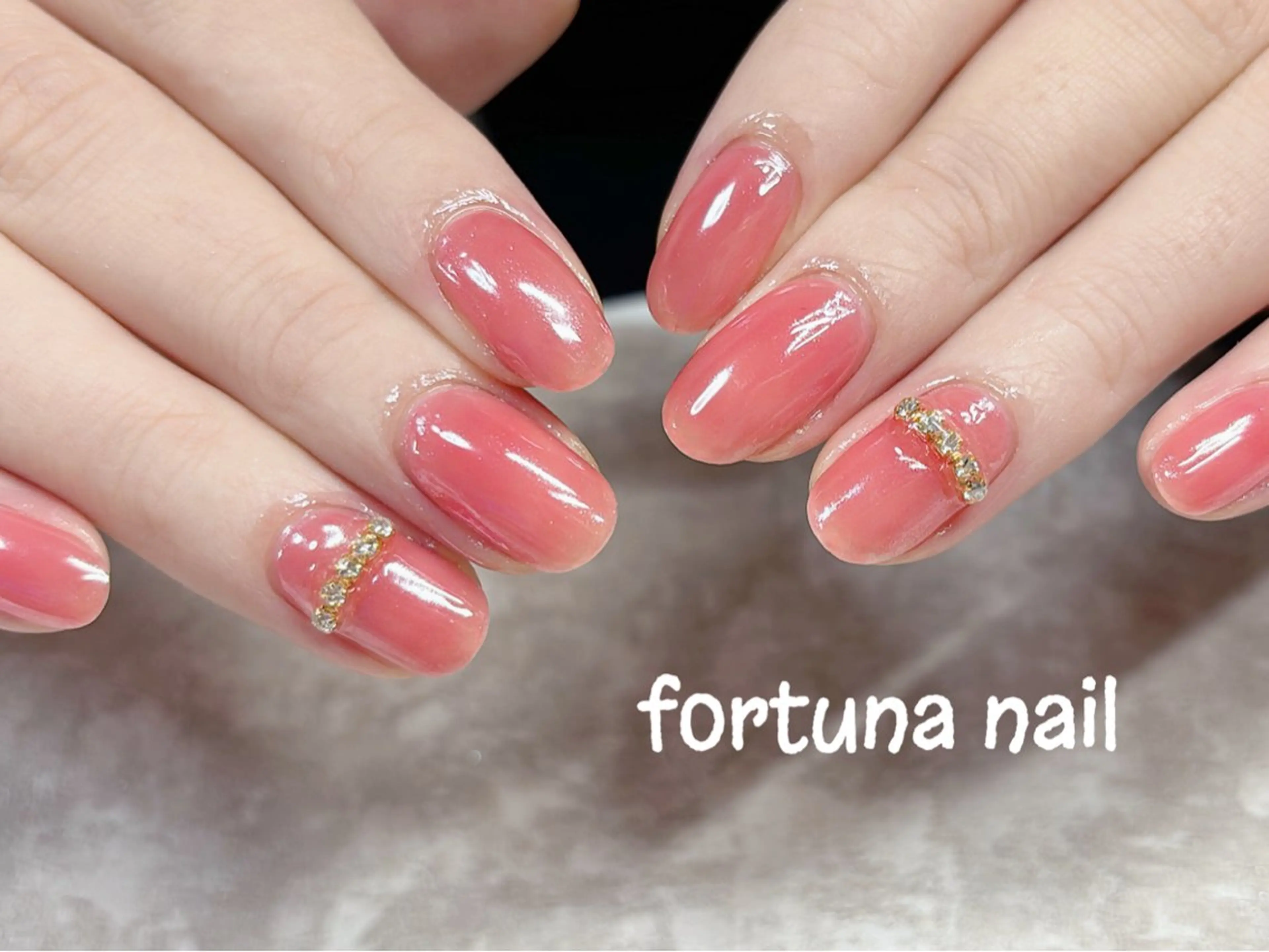 ネイル ハンドネイル ハンドケア Nail •Head スパFortunaのネイルデザイン