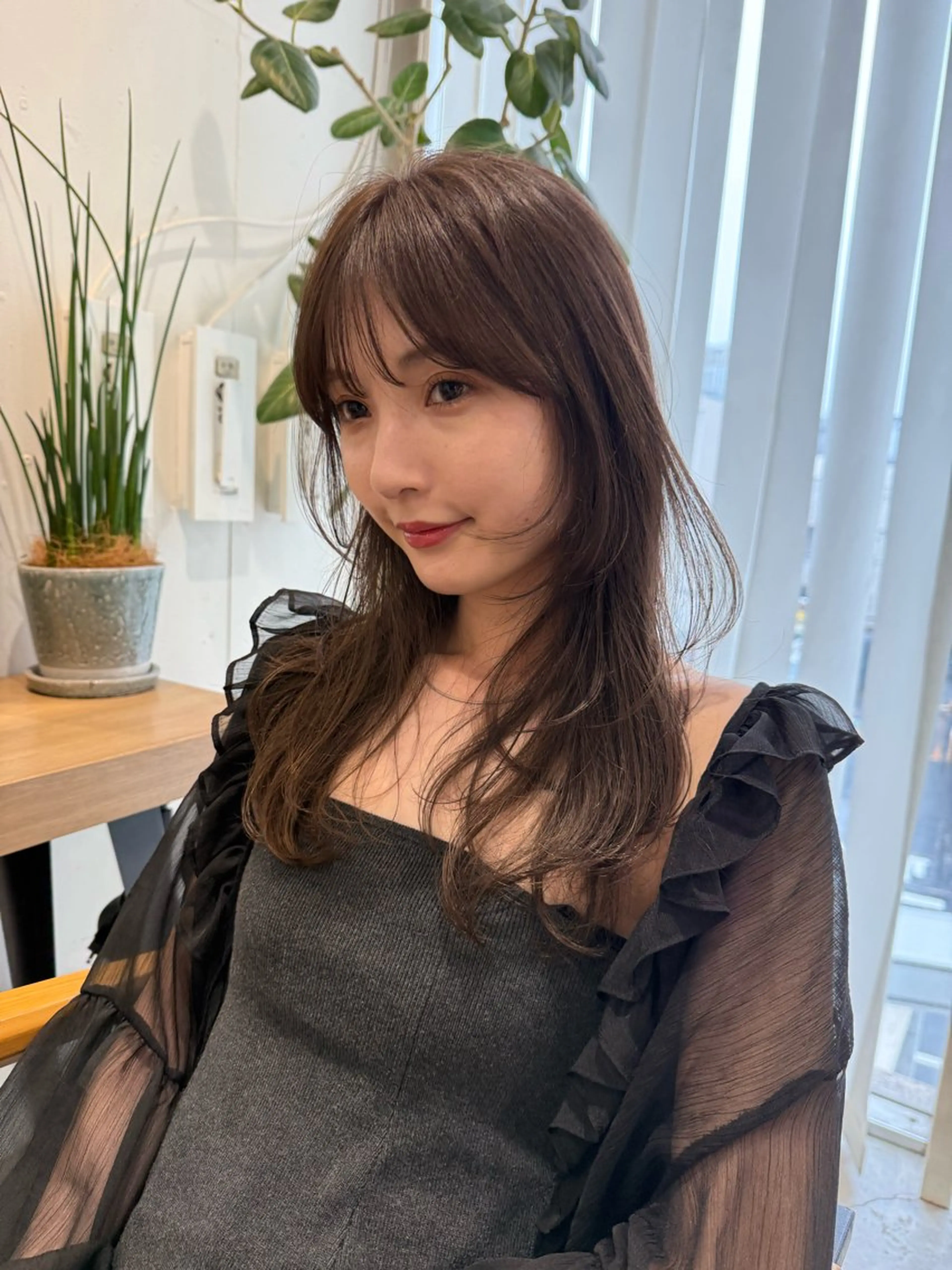 ロング 顔まわりレイヤー レイヤーカット SHEA.所属・表参道SHEA Am i／レイヤーカットのヘアスタイル