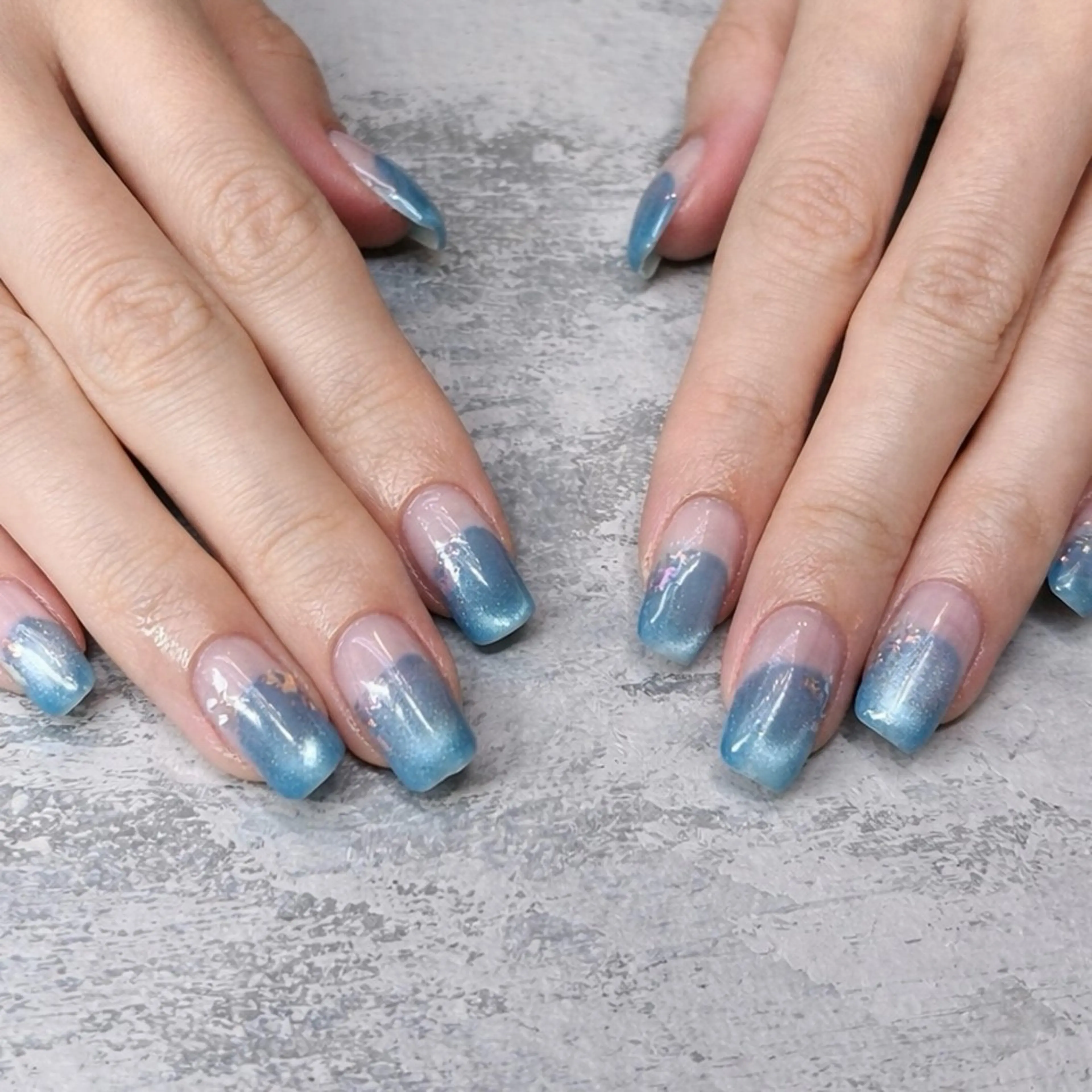 ネイル オフィスネイル シンプルネイル ハンドネイル 🦋うるちゅるネイル 🦋🫧MAI🫧のネイルデザイン