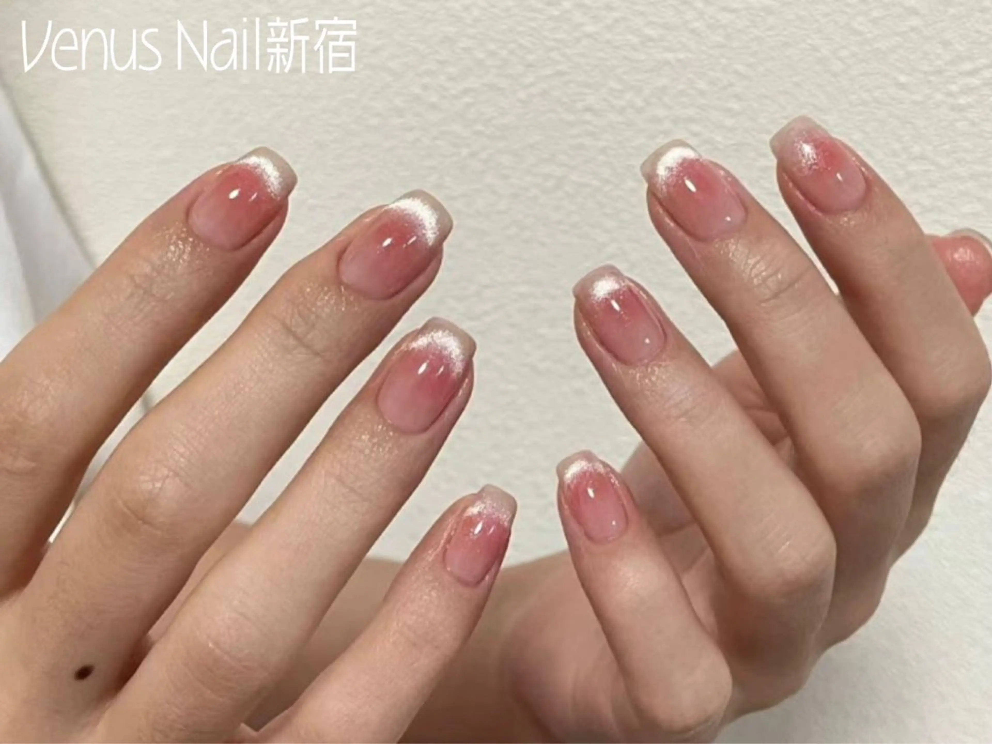 ネイル フレンチネイル マグネットネイル マグネットフレンチ ハンドネイル Venusパラジェル 長さだし専門店のネイルデザイン