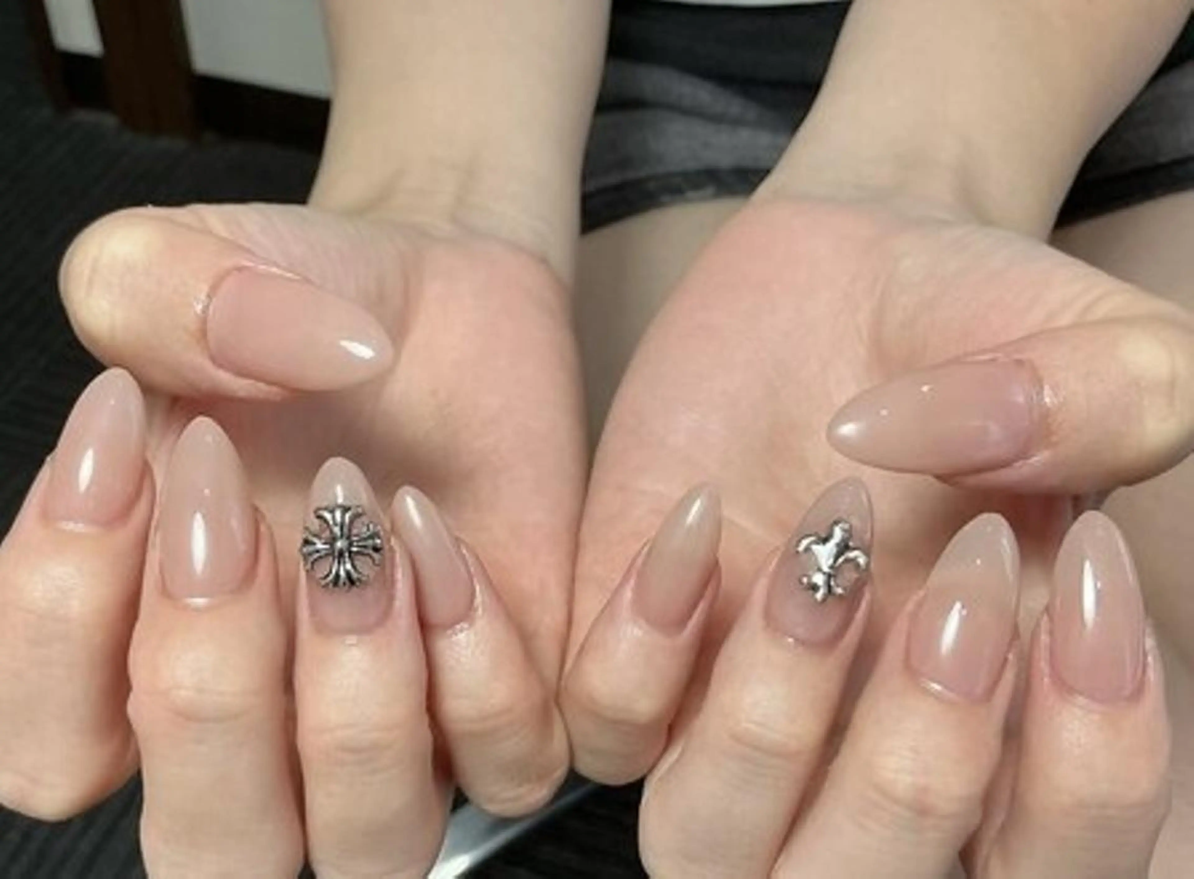 ネイル Ui_Amor (パラジェル)のネイルデザイン