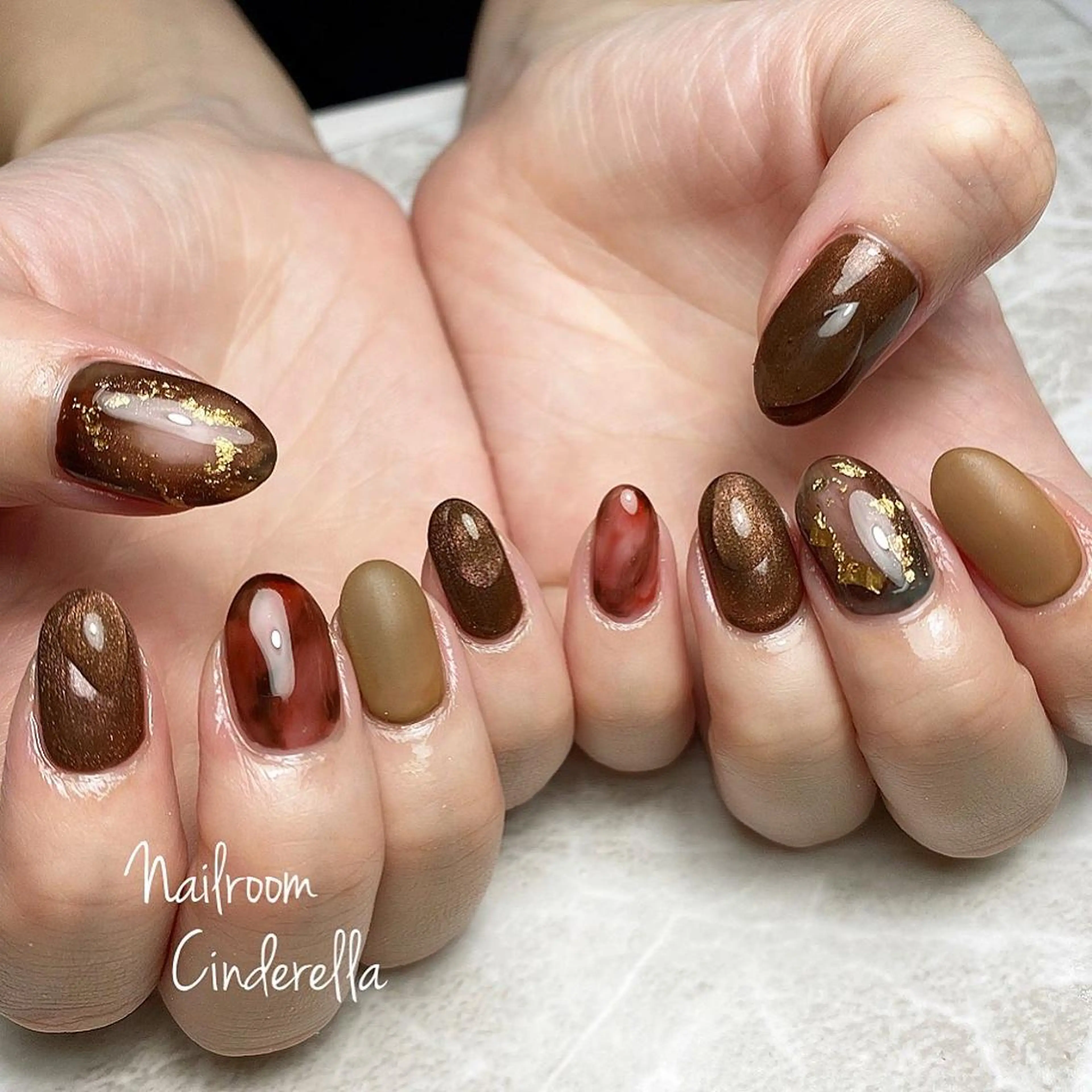ネイル ブラウン Nailroom. Cinderellaのネイルデザイン