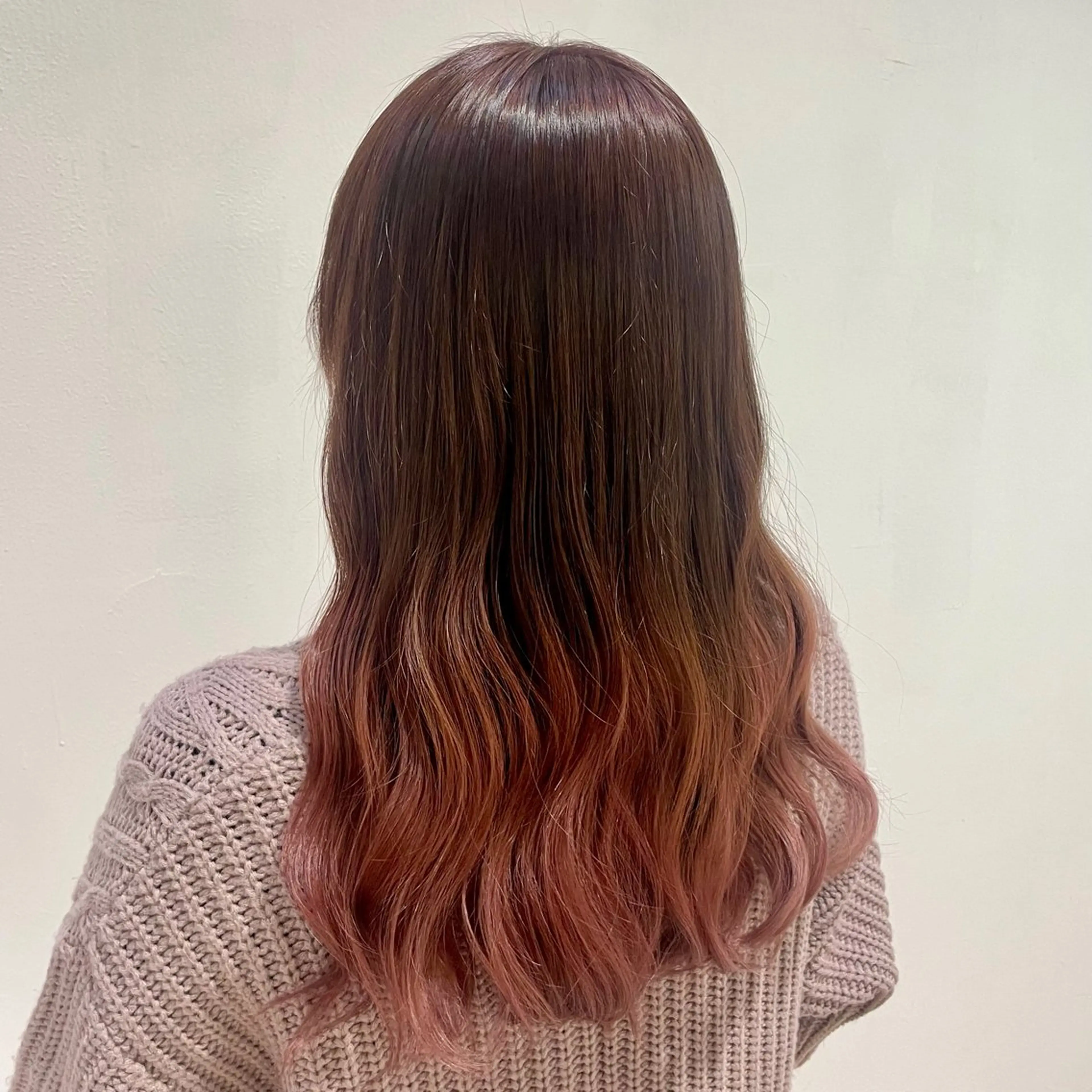 ミディアム カラー ルプラボウ 神谷有音/艶髪のヘアスタイル