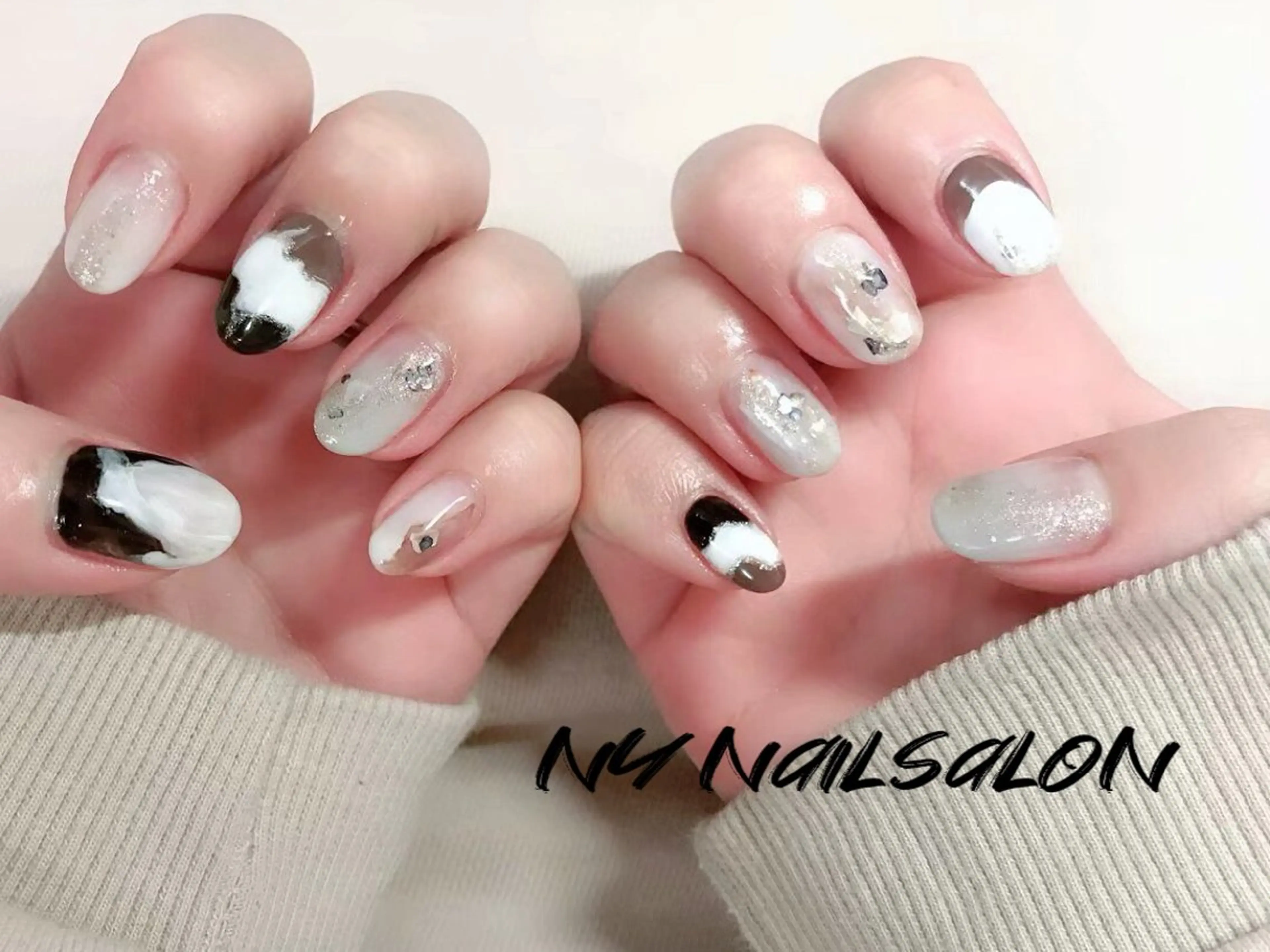 ネイル 長さ出し フットネイル フレンチネイル ジェルネイル ガーリー ハンドネイル NYネイルサロン　千葉中央店所属・NYネイルサロン 千葉中央店のネイルデザイン