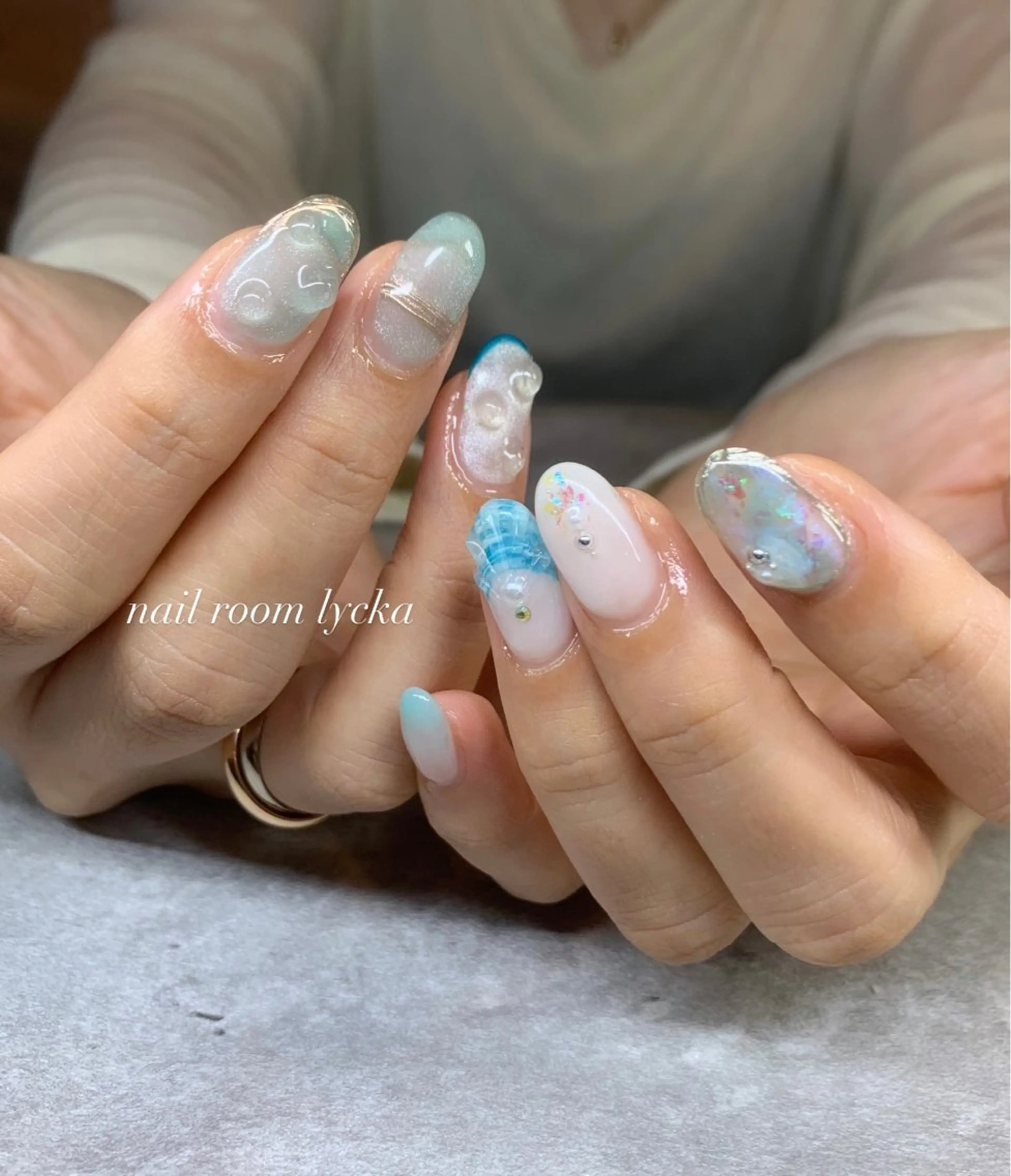 ネイル ﾈｲﾙﾙｰﾑﾘｯｶ 𝐦𝐚𝐲𝐮のネイルデザイン