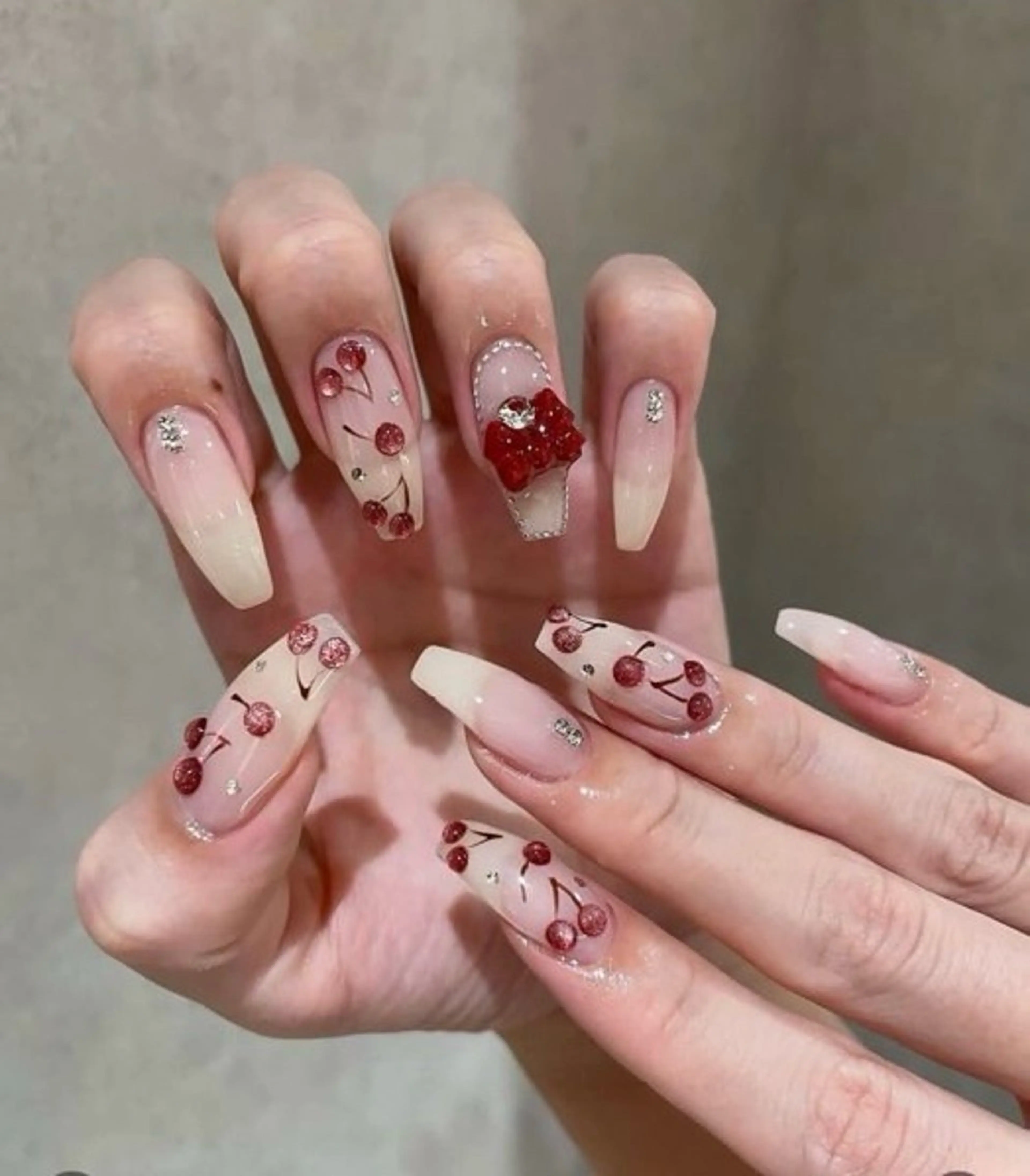 ネイル 長さ出し 持ち込み ネイルチップ ハンドネイル JISOO ANA.CHUOのネイルデザイン