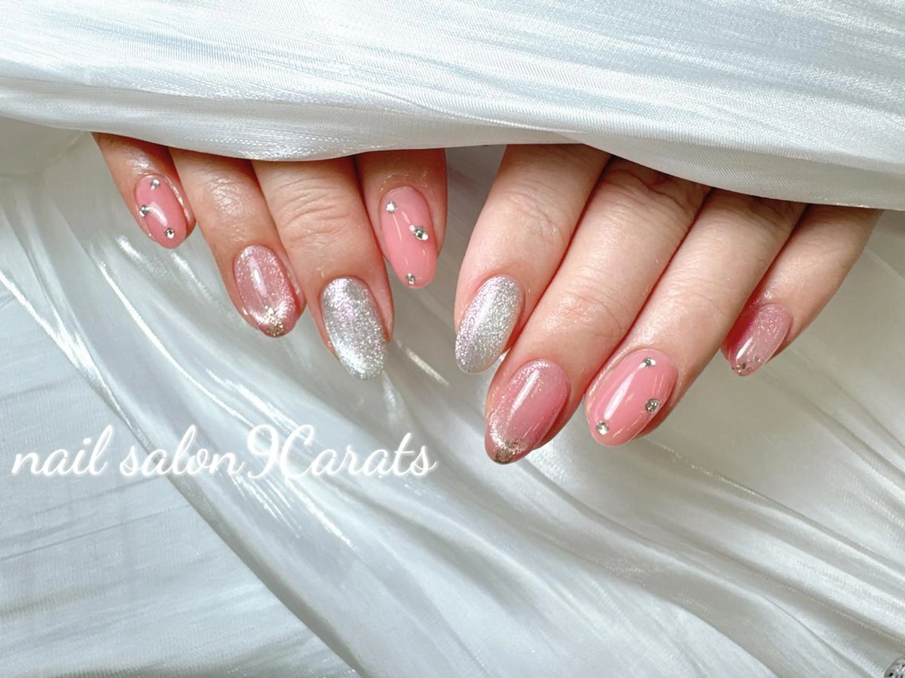 ネイル ハンドネイル ネイルサロン 9Carats神田のネイルデザイン